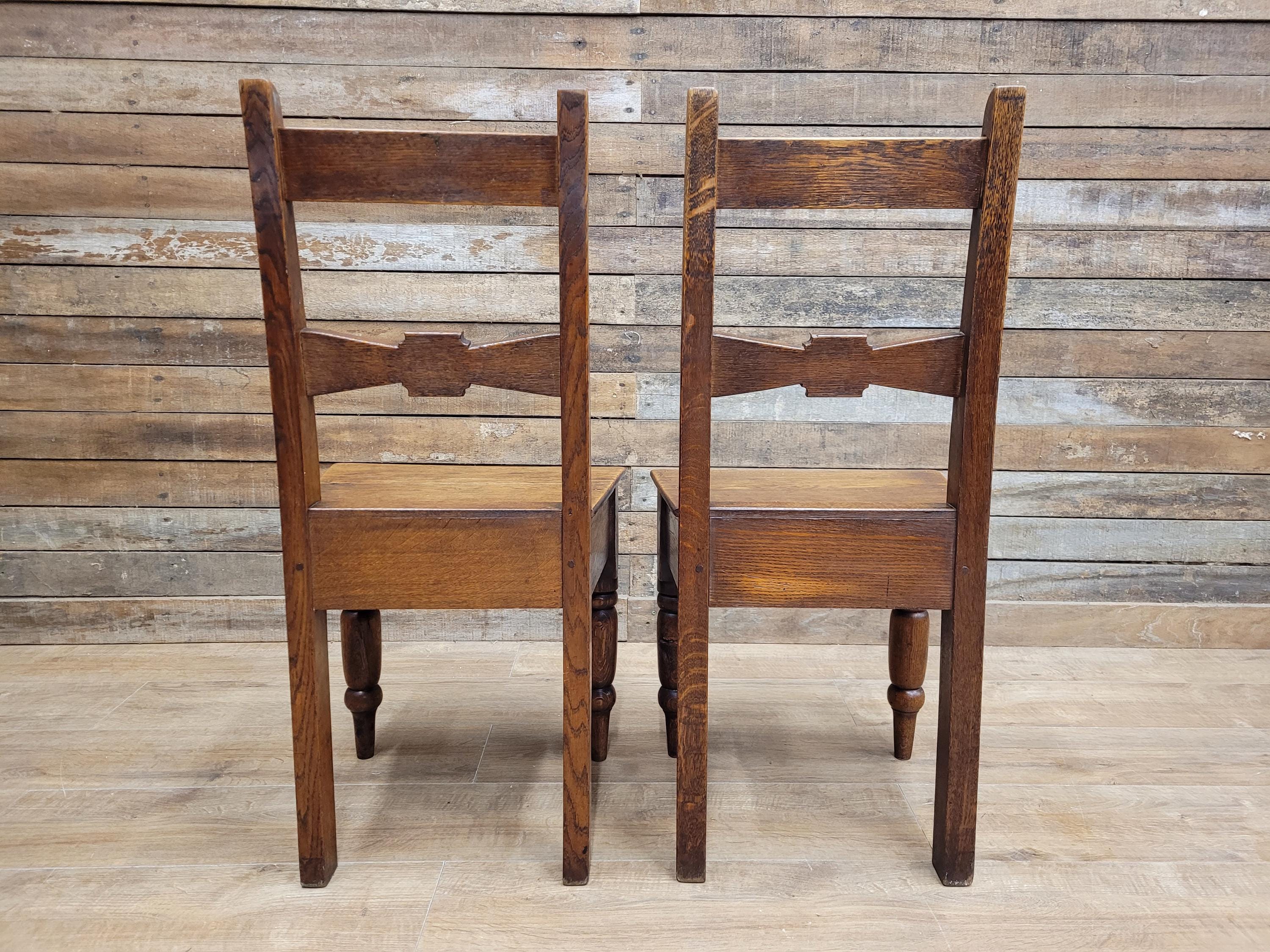 Pair Of Antique English Oak Farmhouse Chapel Chair Hall Utility Chairs
