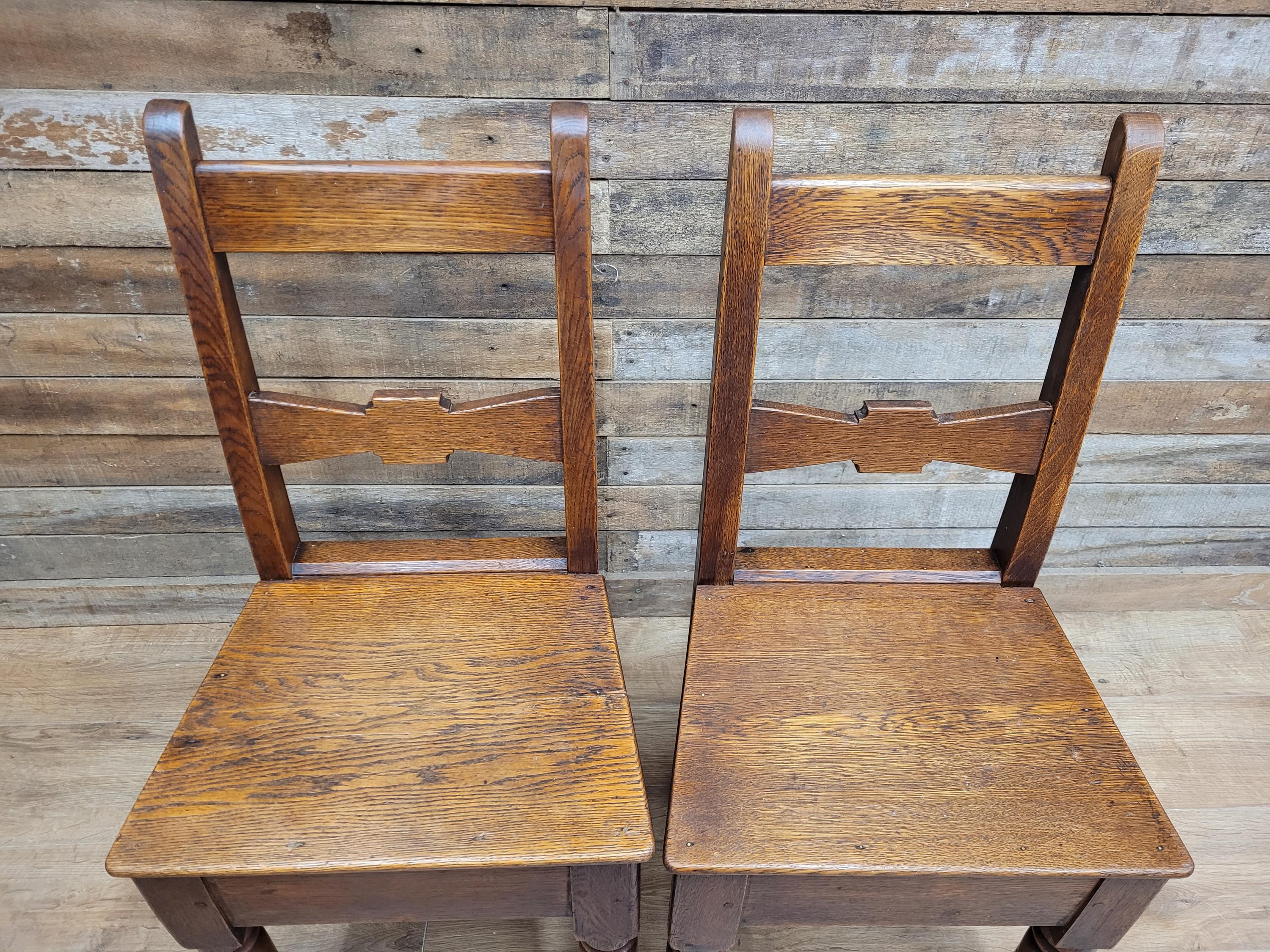 Pair Of Antique English Oak Farmhouse Chapel Chair Hall Utility Chairs