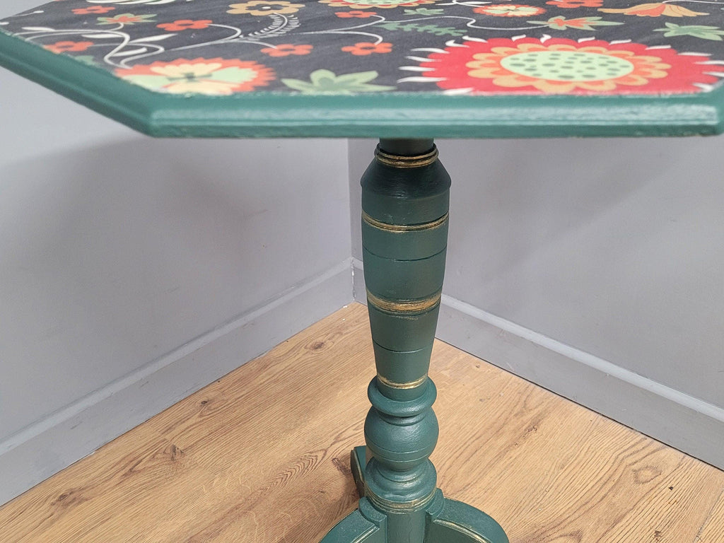 Green And Gold Painted Tri Leg Wine Occasional Table