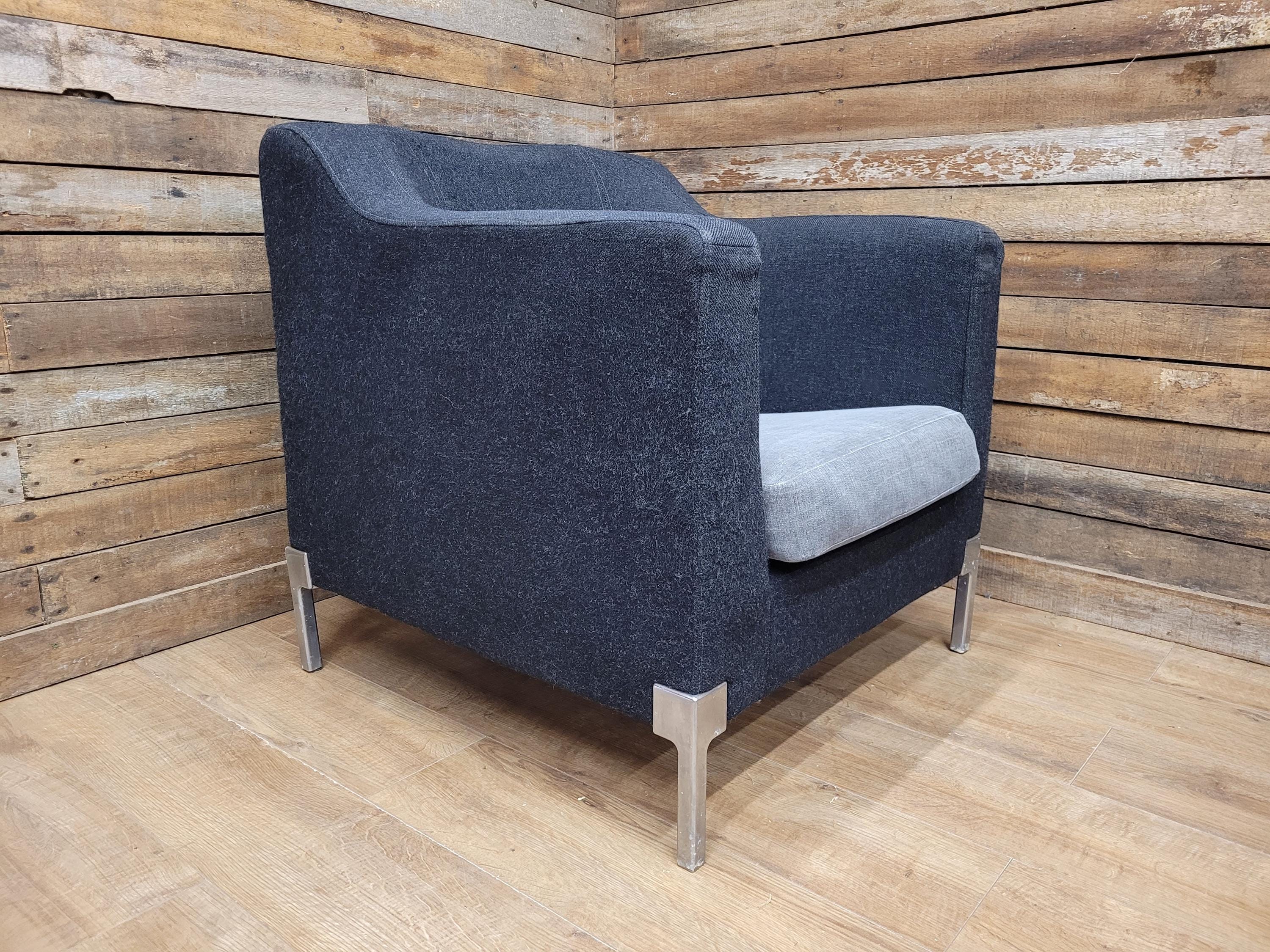 Retro Style Metal Legs Charcoal Upholstered Tub Chair Club Chair Bedroom Chair
