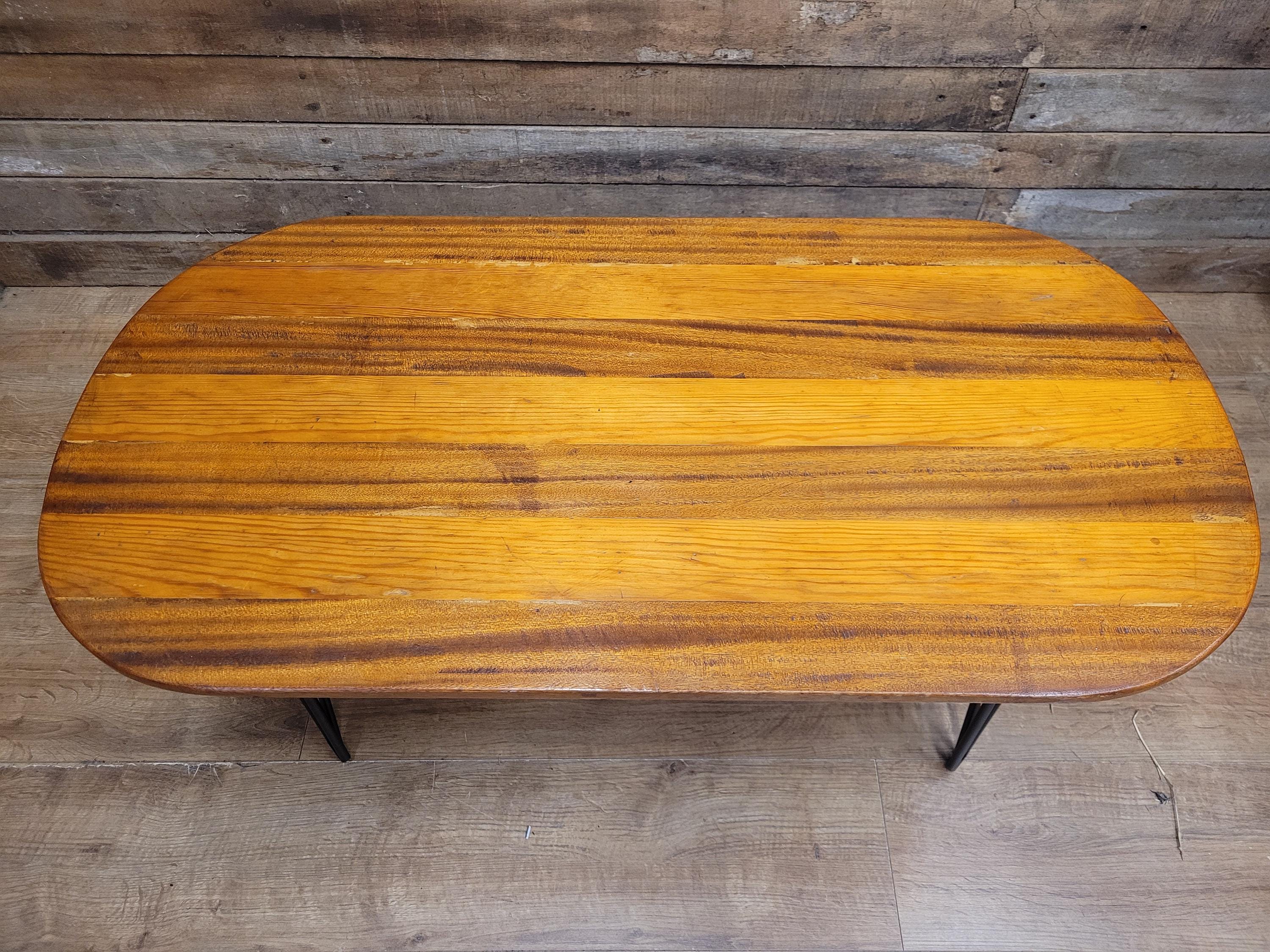 Mid Century Capsule Shaped Hairpin Leg Coffee Table Retro Chic
