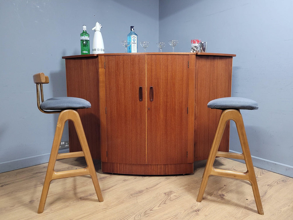Fab! Mid Century Turnidge of London Teak Fold Out Bar Fits Corner *RARE*
