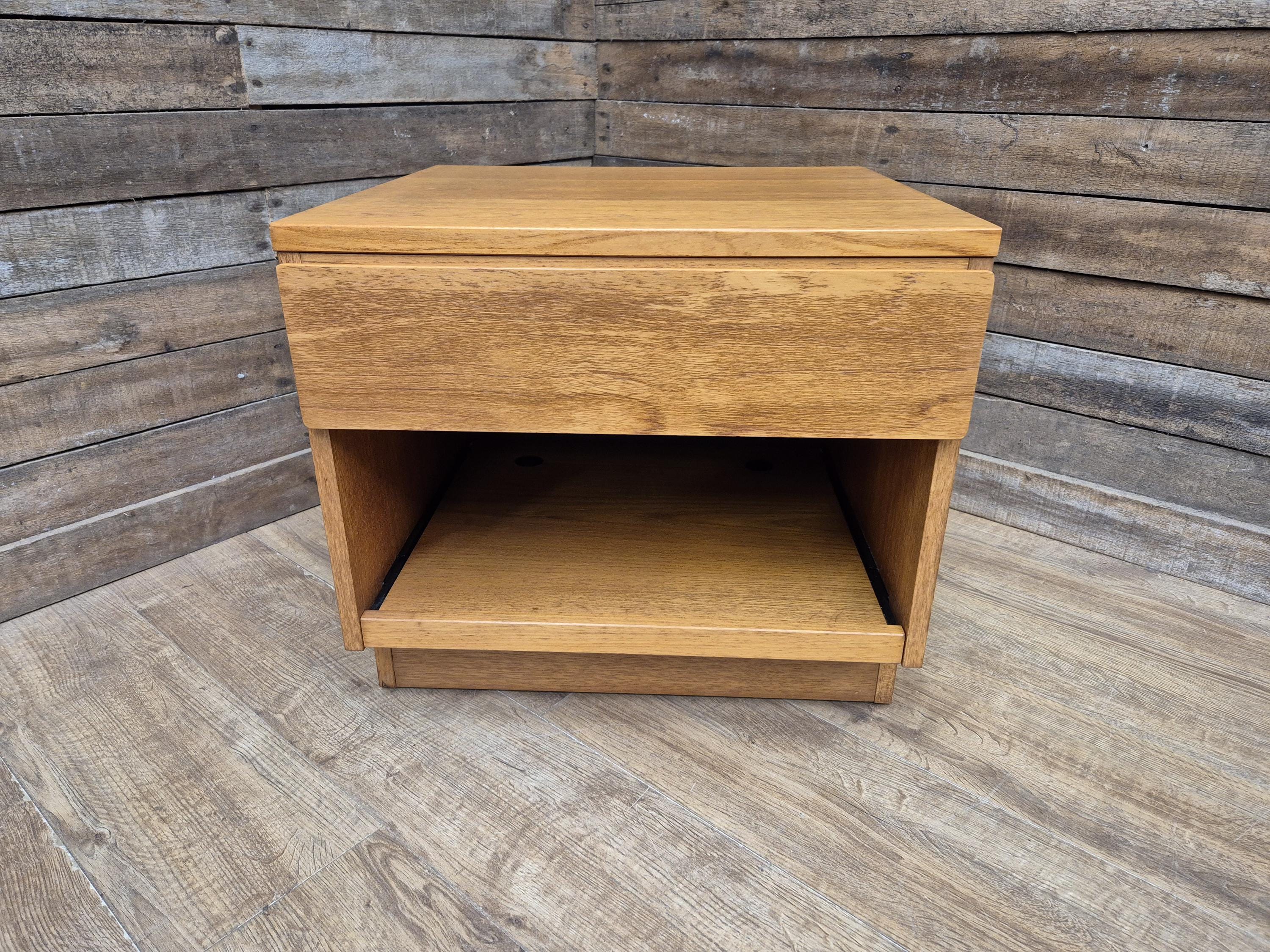 Mid Century Small Beaver & Tapley Teak Sideboard Credenza TV Unit Retro Chic