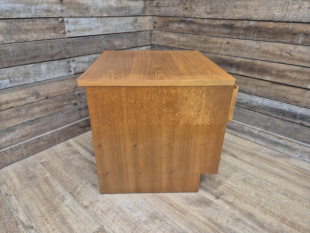 Mid Century Small Beaver & Tapley Teak Sideboard Credenza TV Unit Retro Chic