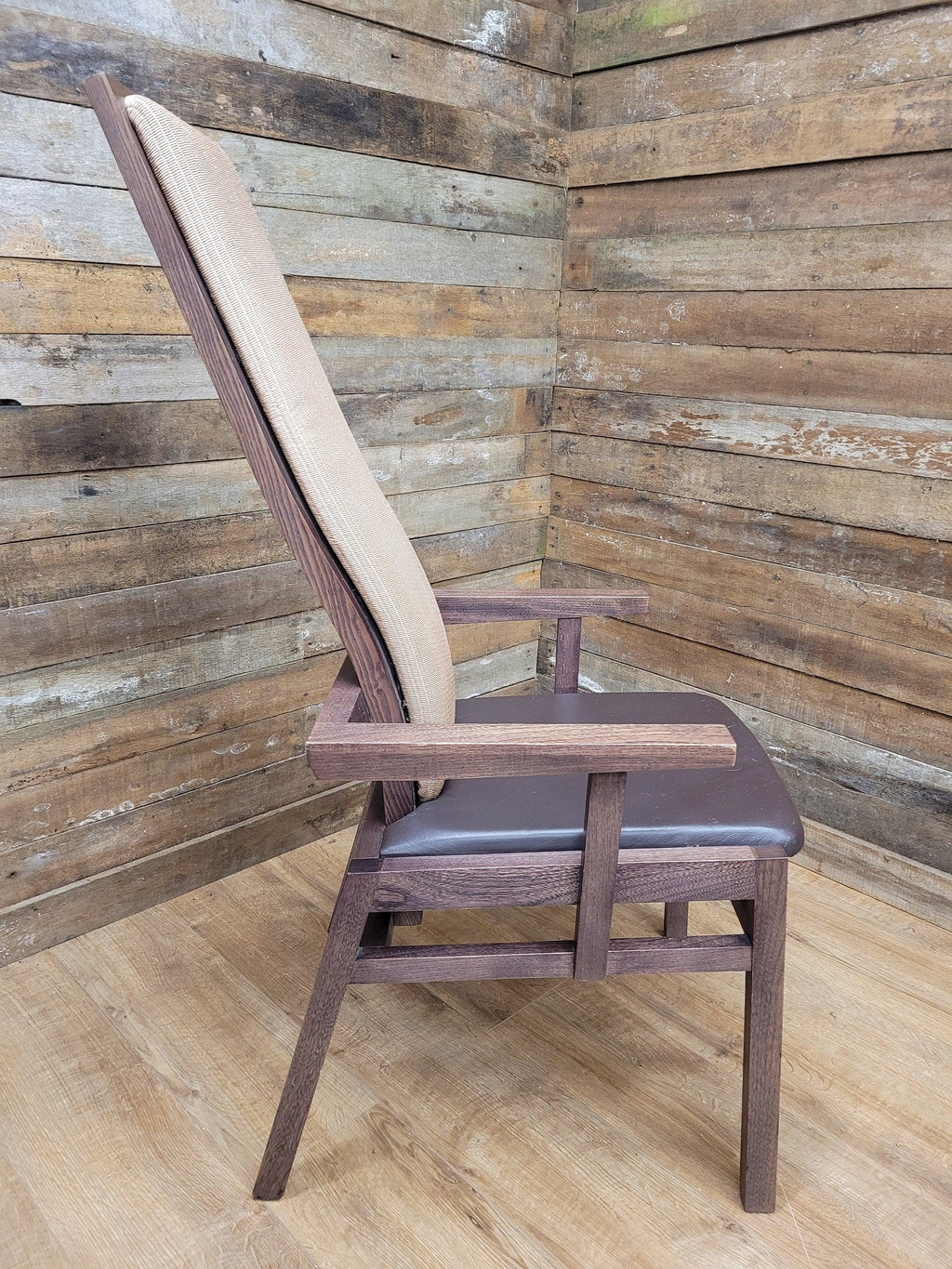 Contemporary Wicker Back Bedroom Chair Bucket Armchair