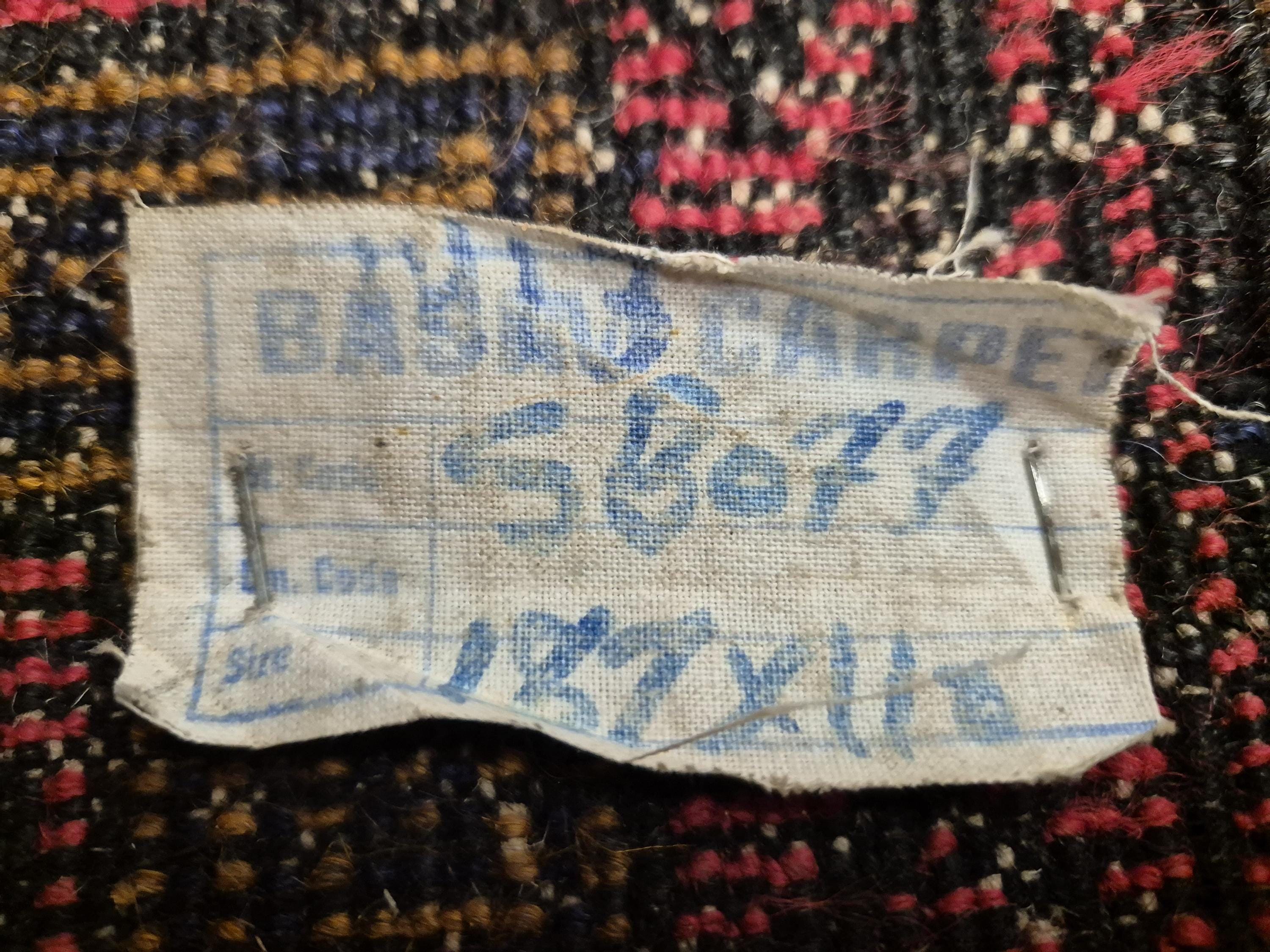 Vintage Hand-Knotted Wool Rug Traditional Style Carpet 190x110cm