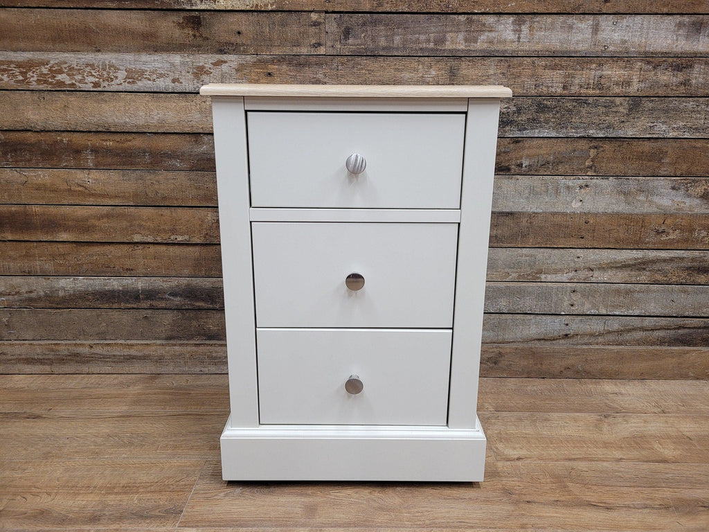 Three Drawer Chest of Drawers By Kingstown Furniture