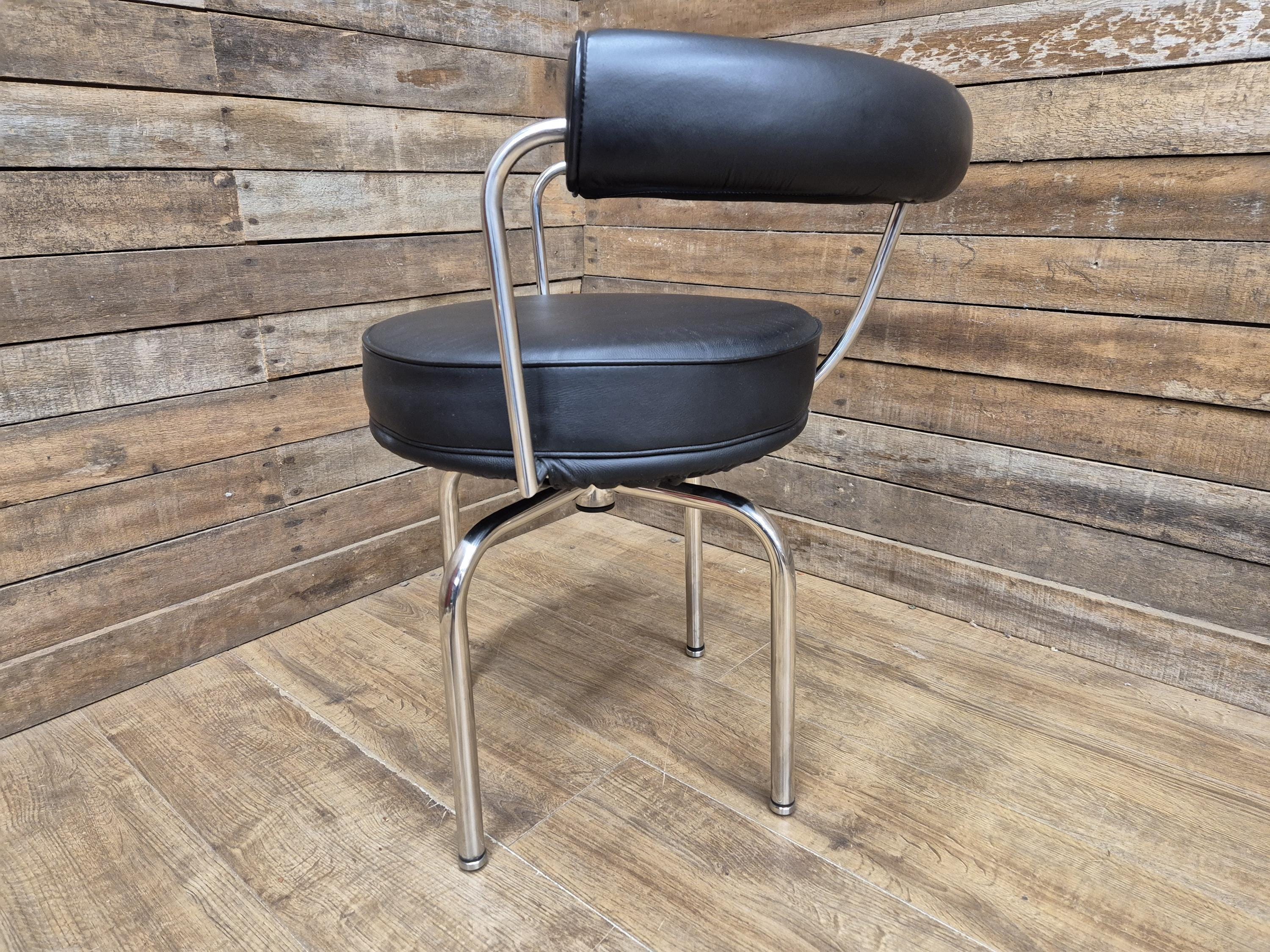 Mid Century Le Corbusier LC7 Repro Swivel Chair in Black Leather & Chrome