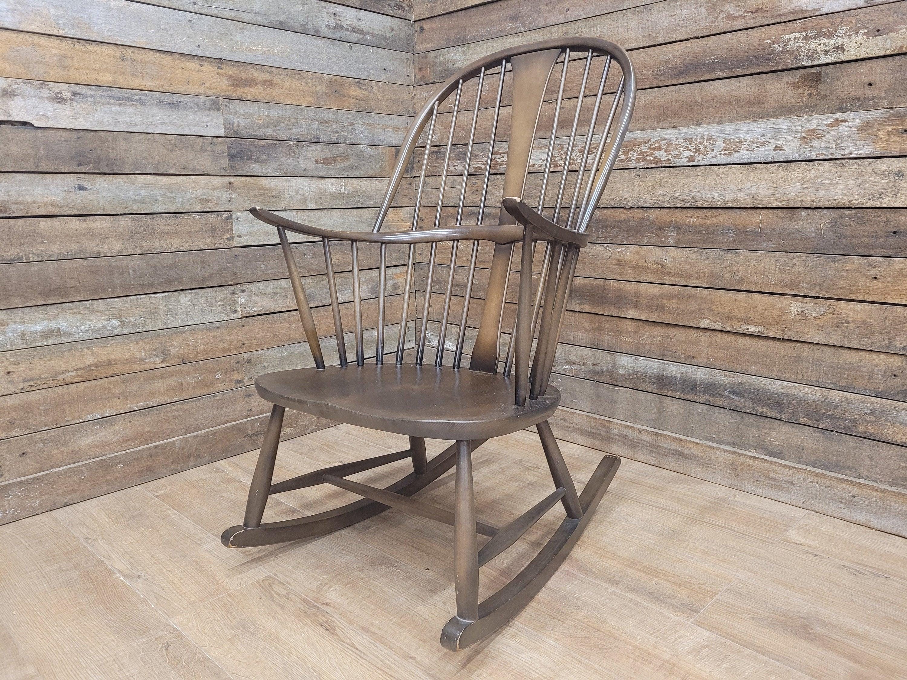 Vintage Ercol Golden Dawn Windsor Chairmakers Rocking Chair 7912 Elm/Beech