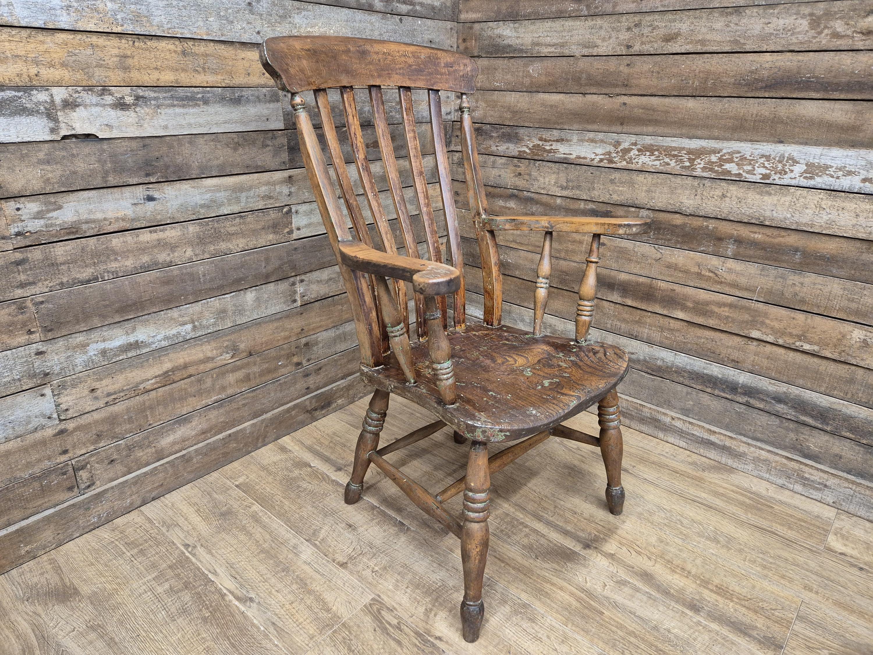 Antique Distressed Country House Lath Back Grandfather Oak And Elm Windsor Chair