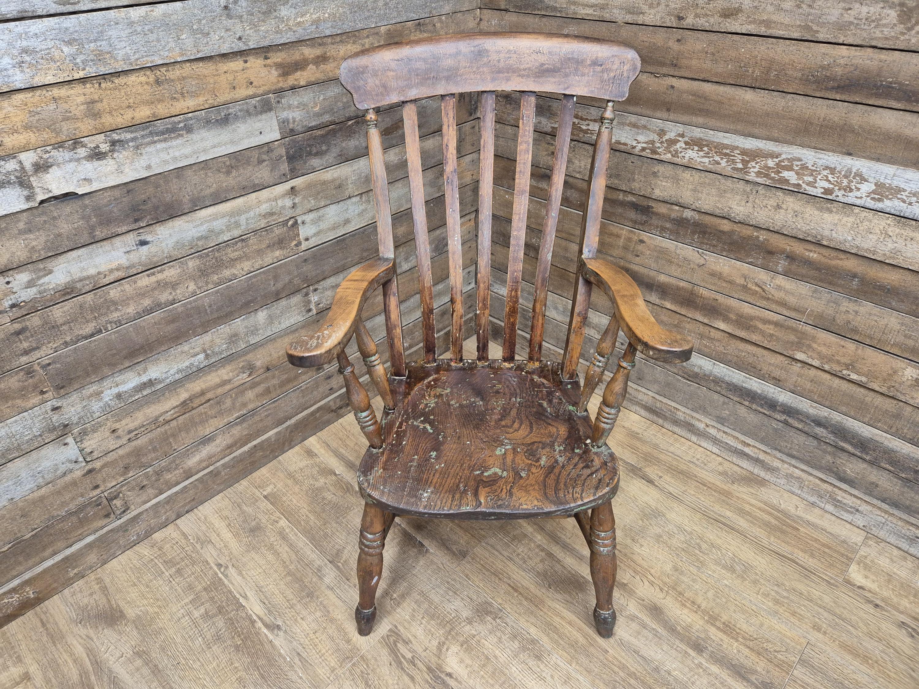Antique Distressed Country House Lath Back Grandfather Oak And Elm Windsor Chair
