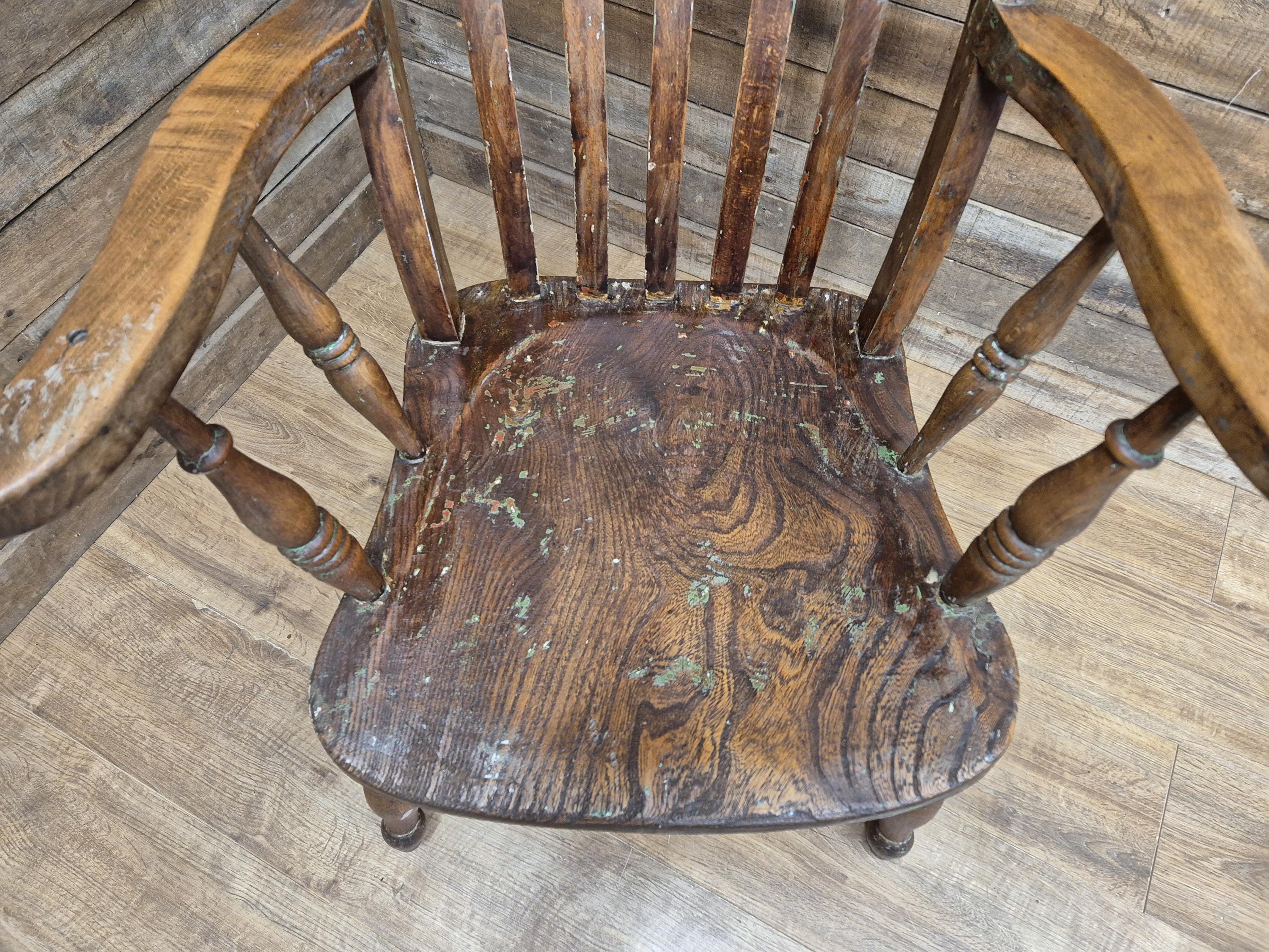 Antique Distressed Country House Lath Back Grandfather Oak And Elm Windsor Chair