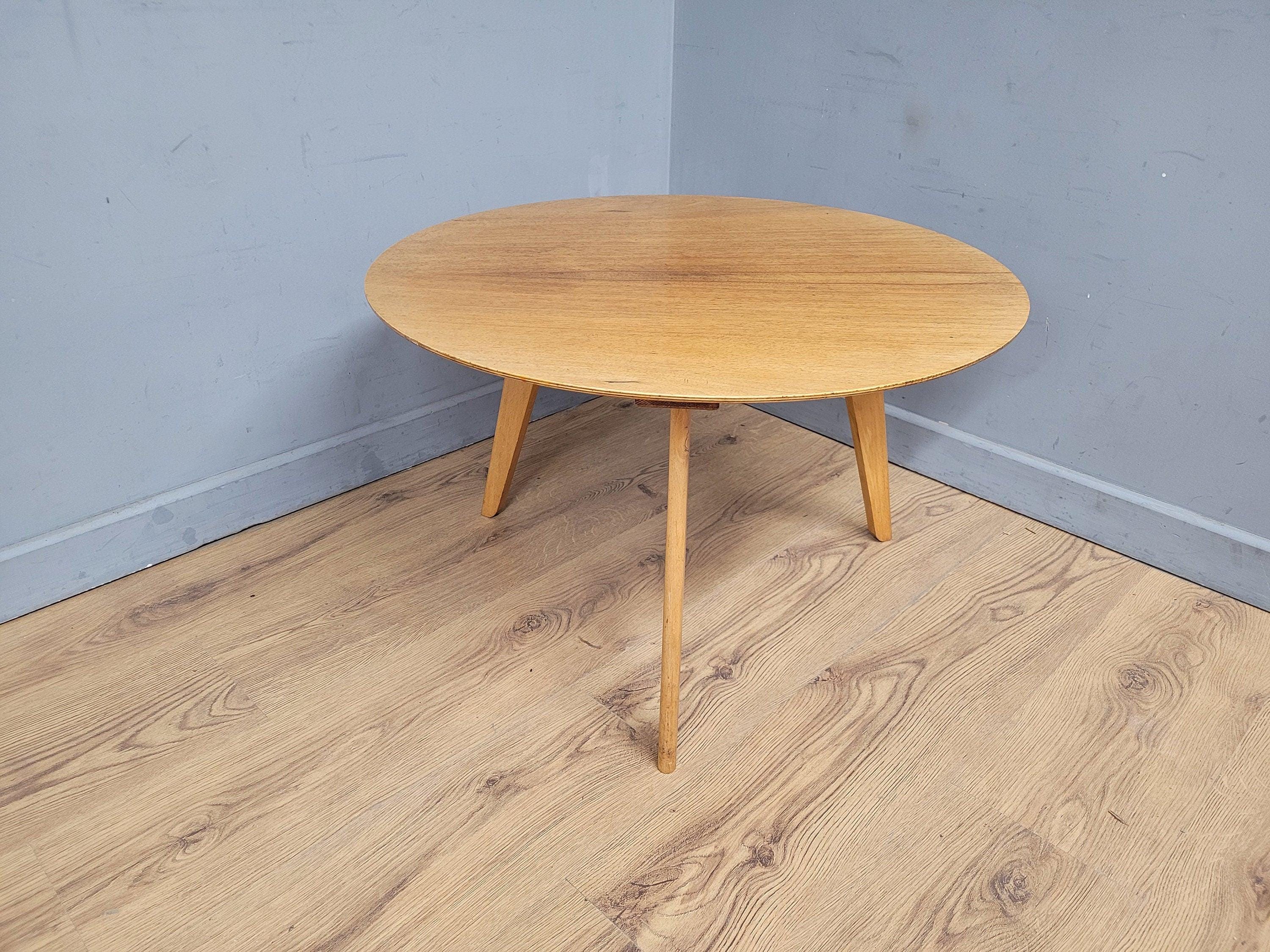 Mid Century Circular Blonde Coffee Table On Tapered Legs Retro Chic