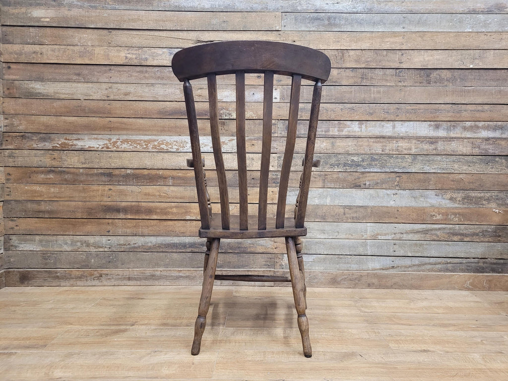 Country House Antique Distressed Lath Back Grandfather Oak And Elm Windsor Chair