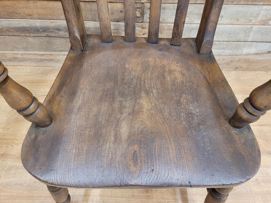 Country House Antique Distressed Lath Back Grandfather Oak And Elm Windsor Chair