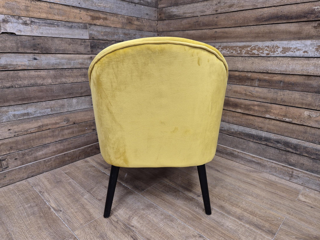 Retro Styled Mustard Yellow Velvet Accent Chair Mid Century Style Tub Armchair