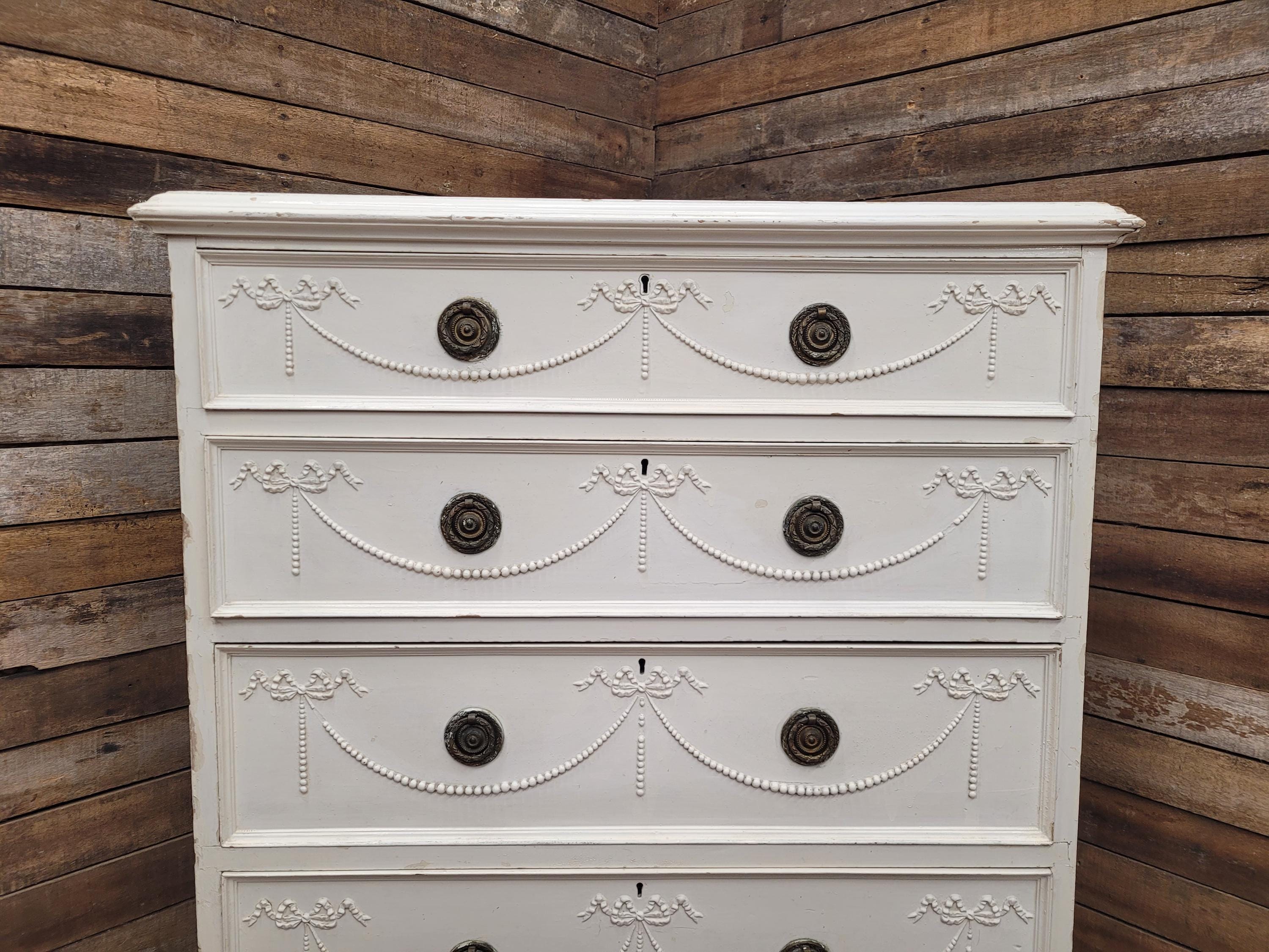 Antique Victorian Pine Distressed Painted Six Drawer Chest Graduating Drawers