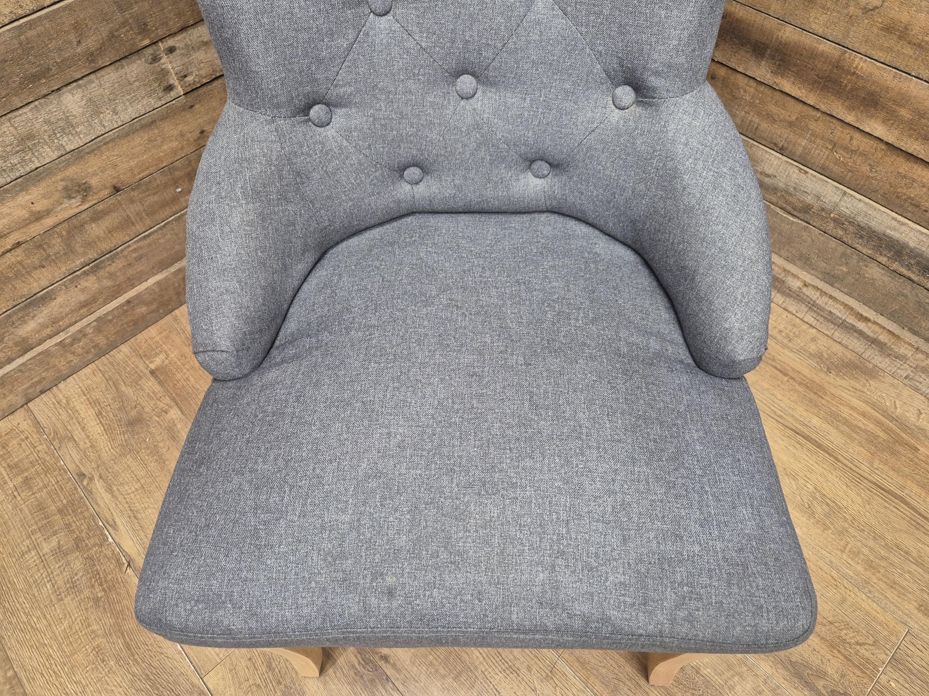 Grey Button Back Fabric Armchair Accent Chair Solid Wood Legs Modern