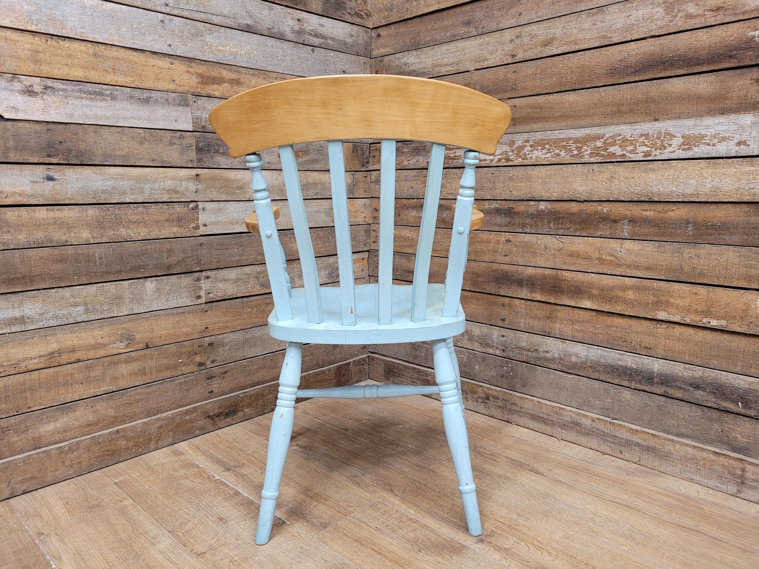 Vintage Country House Antique Waxed Distressed Painted Lath Back Carver Chair