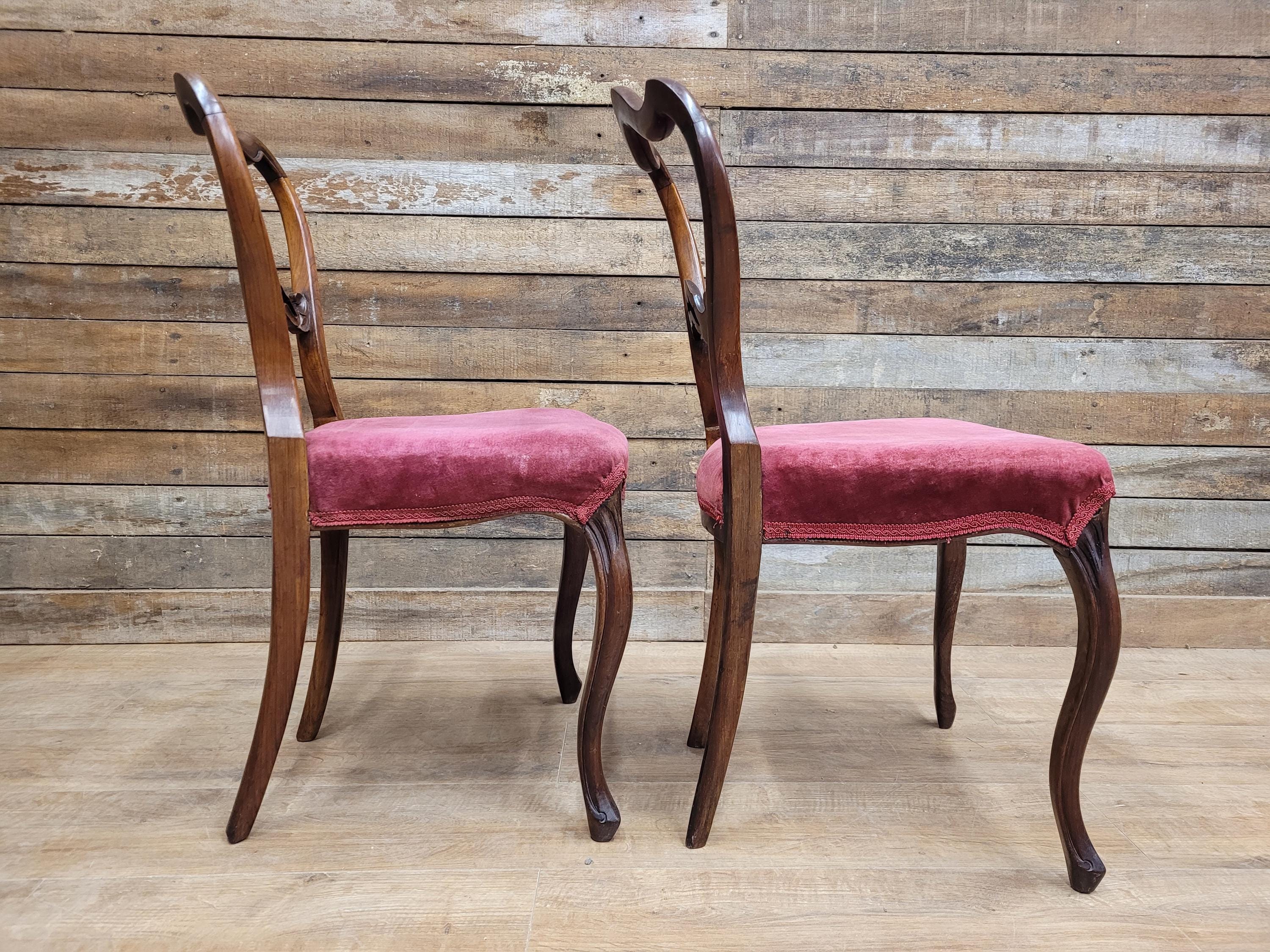 Pair Of Antique Victorian Mahogany Carved Balloon Back Salon Chairs Bedroom Hall
