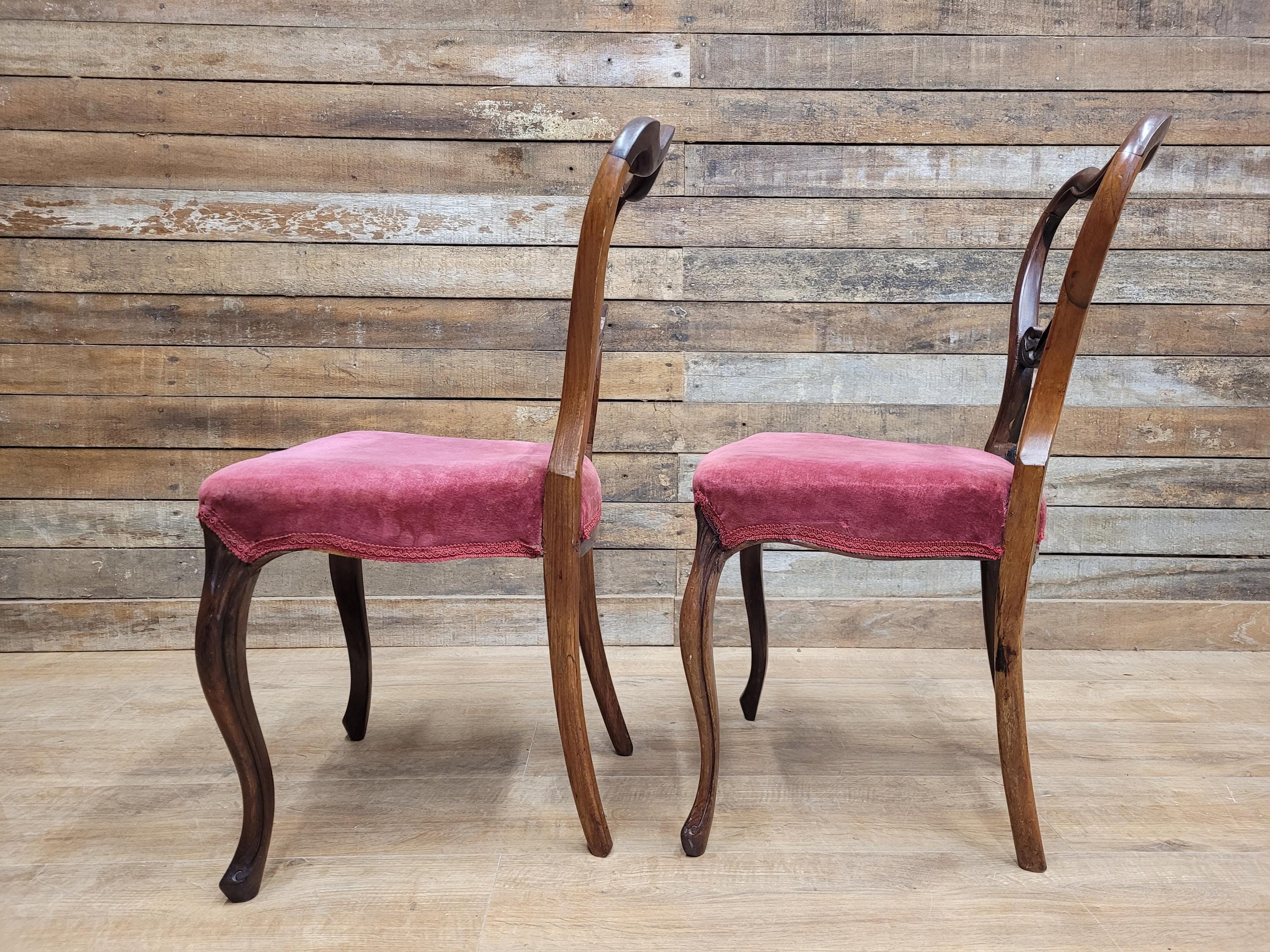 Pair Of Antique Victorian Mahogany Carved Balloon Back Salon Chairs Bedroom Hall