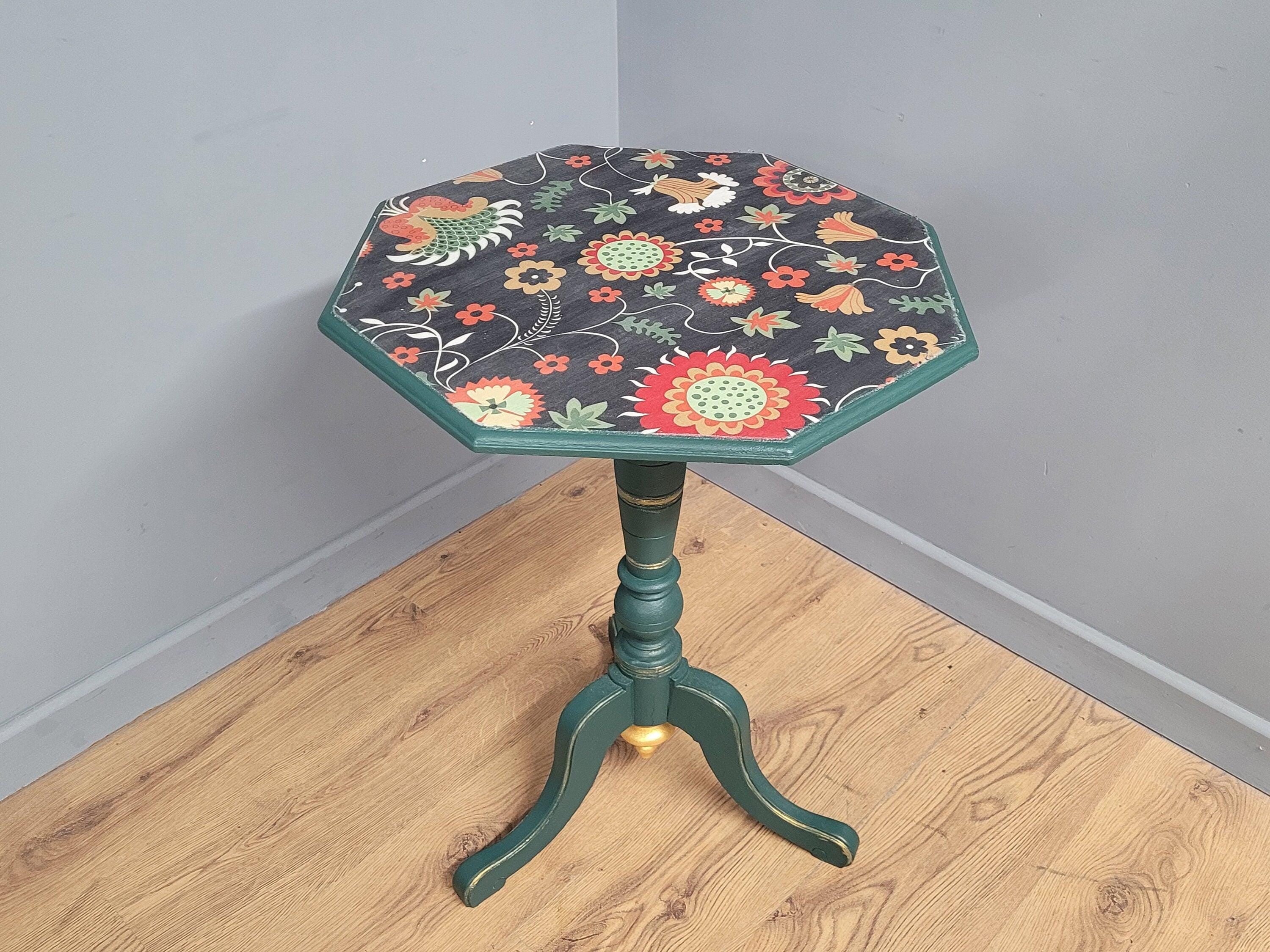 Green And Gold Painted Tri Leg Wine Occasional Table
