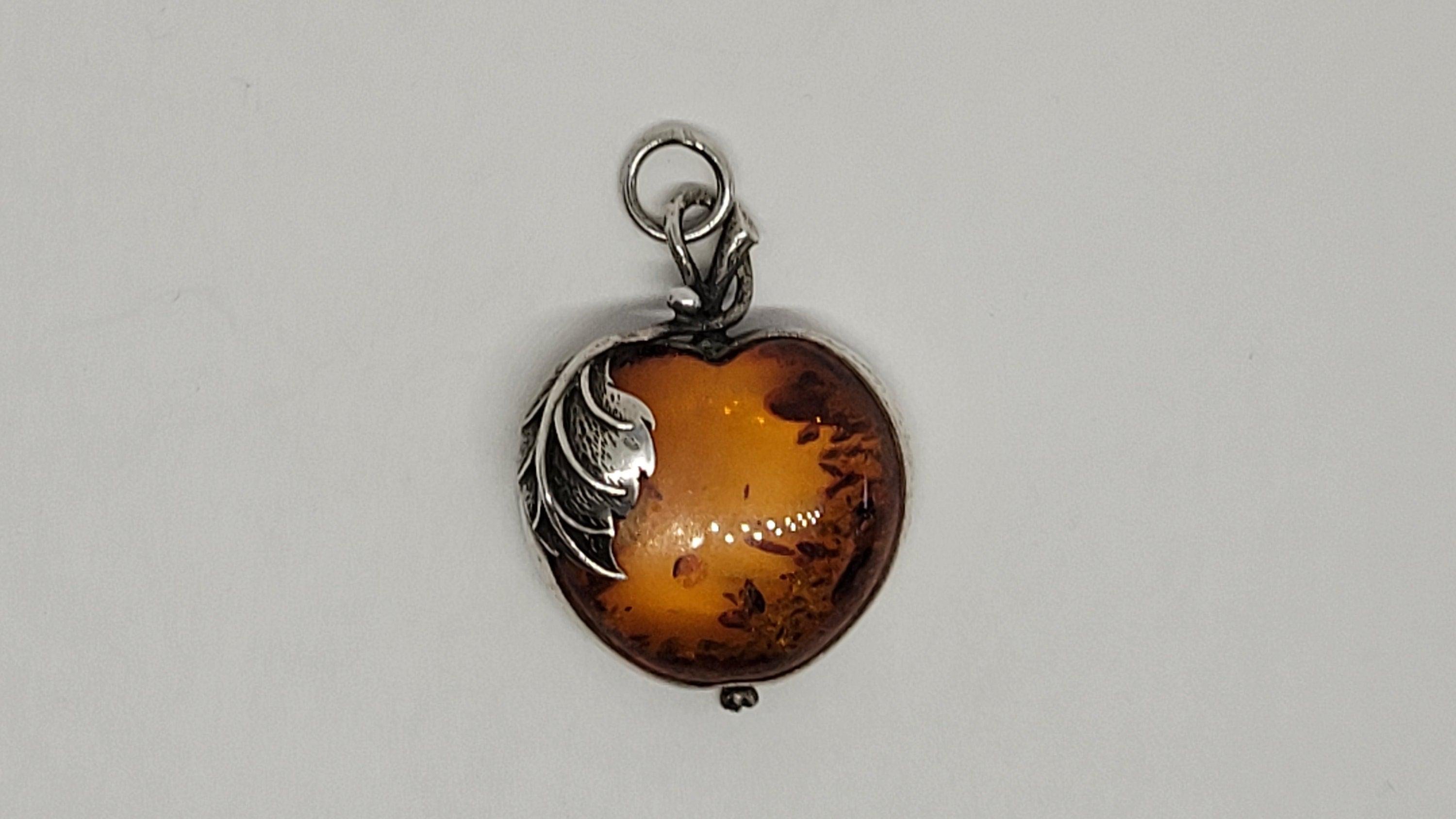 White Metal "Amber" Apple Shaped Bohemian Pendant