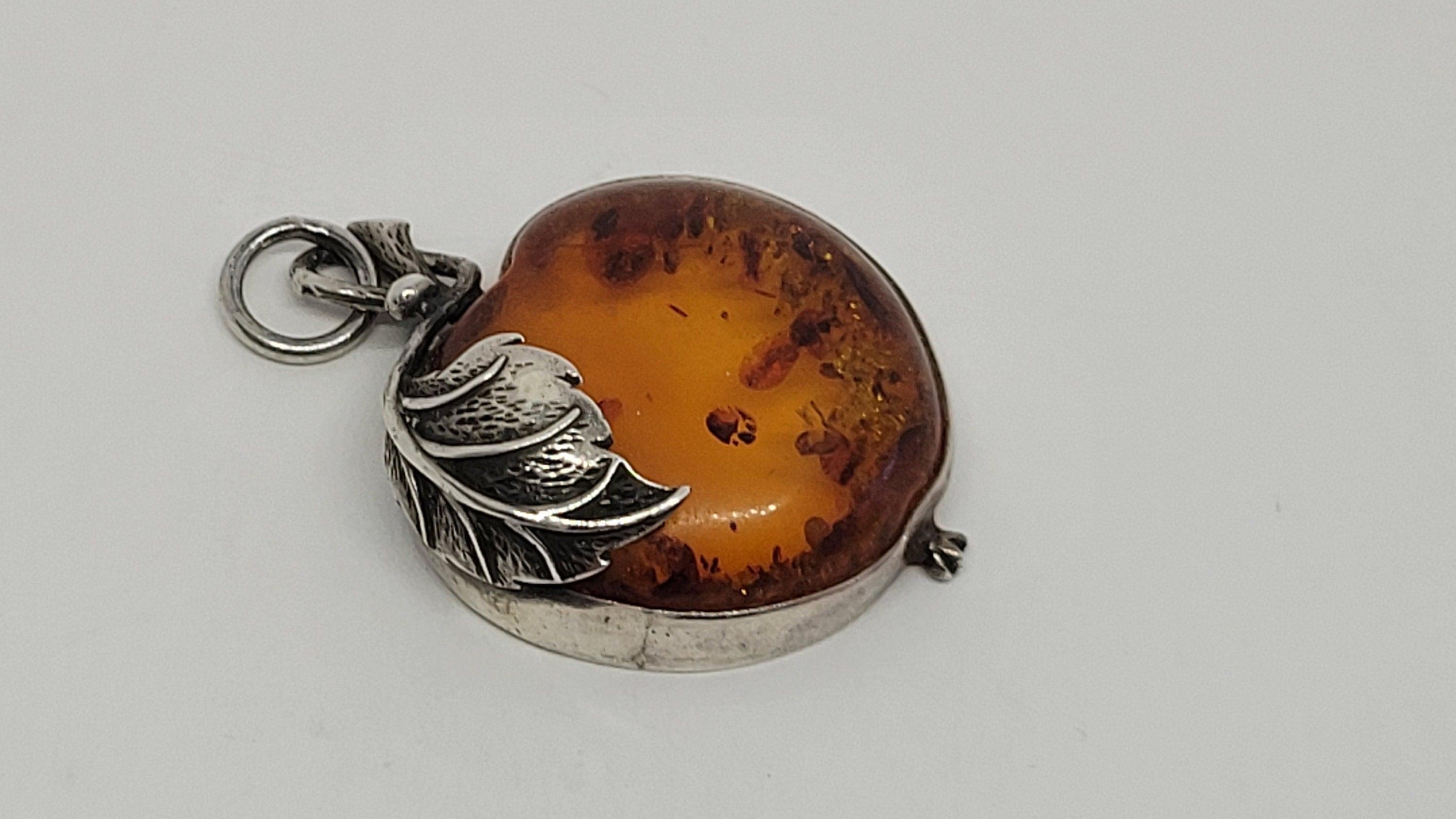 White Metal "Amber" Apple Shaped Bohemian Pendant