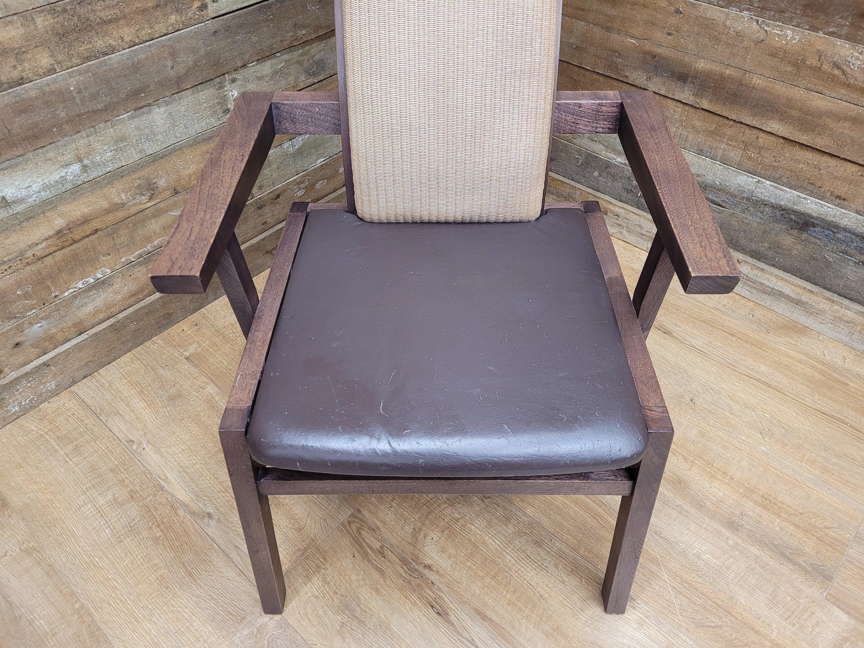Contemporary Wicker Back Bedroom Chair Bucket Armchair