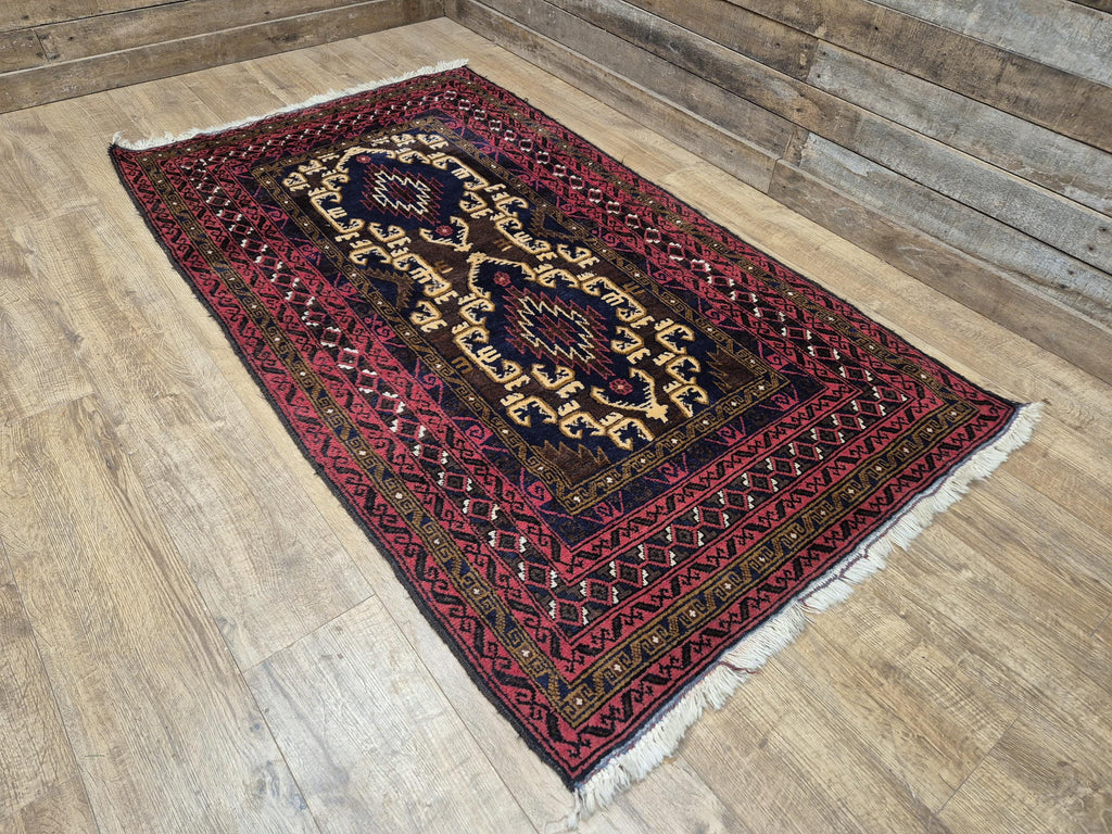 Vintage Hand-Knotted Wool Rug Traditional Style Carpet 190x110cm