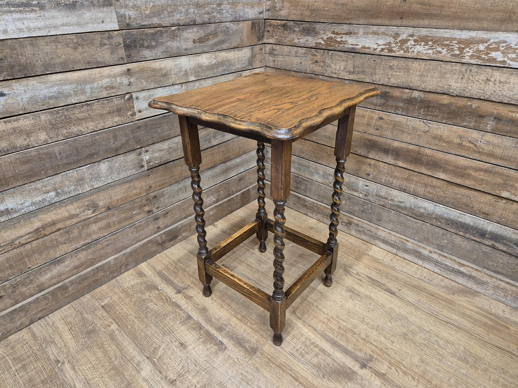 Vintage Barley Twist Pie Crust Oak Side Table Hall Table Plant Stand