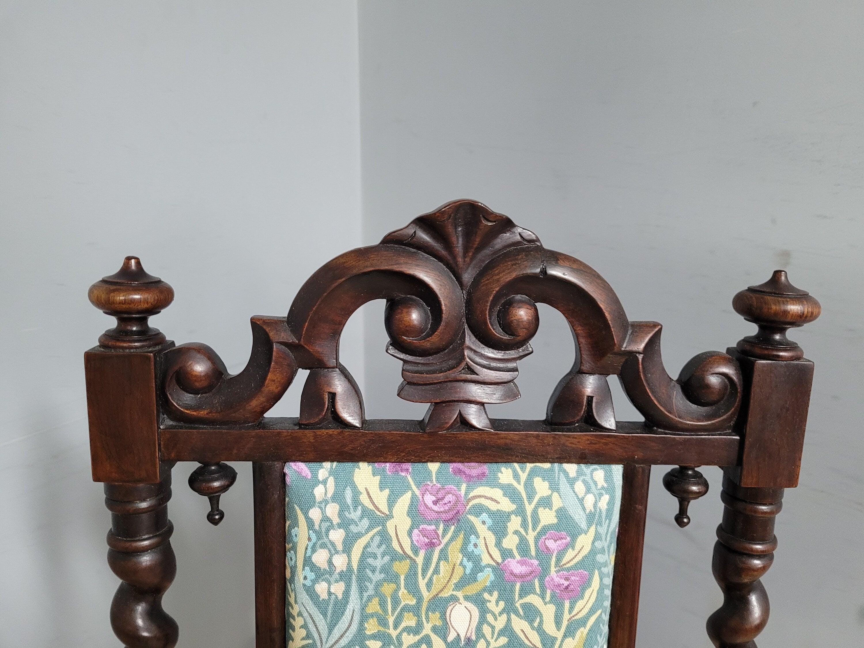 Antique Victoria Mahogany Ornately Carved Barley Twist Hall Chair Bedroom