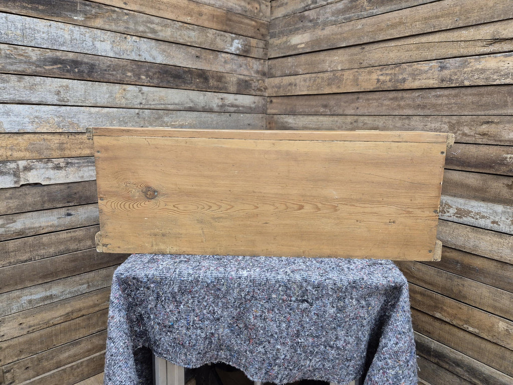Antique Distressed Pine Clerks Writing Slope Great Maître d' Host Station