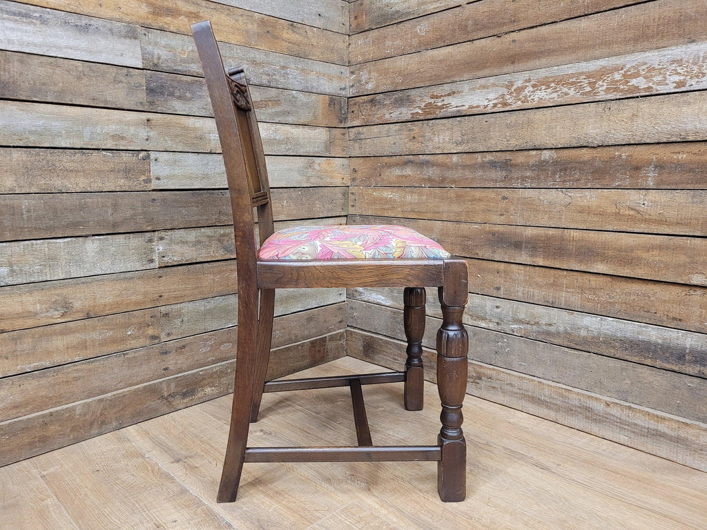 Vintage Motif Carved Backed Hall Bedroom William Morris Red Acanthus Seat Pad