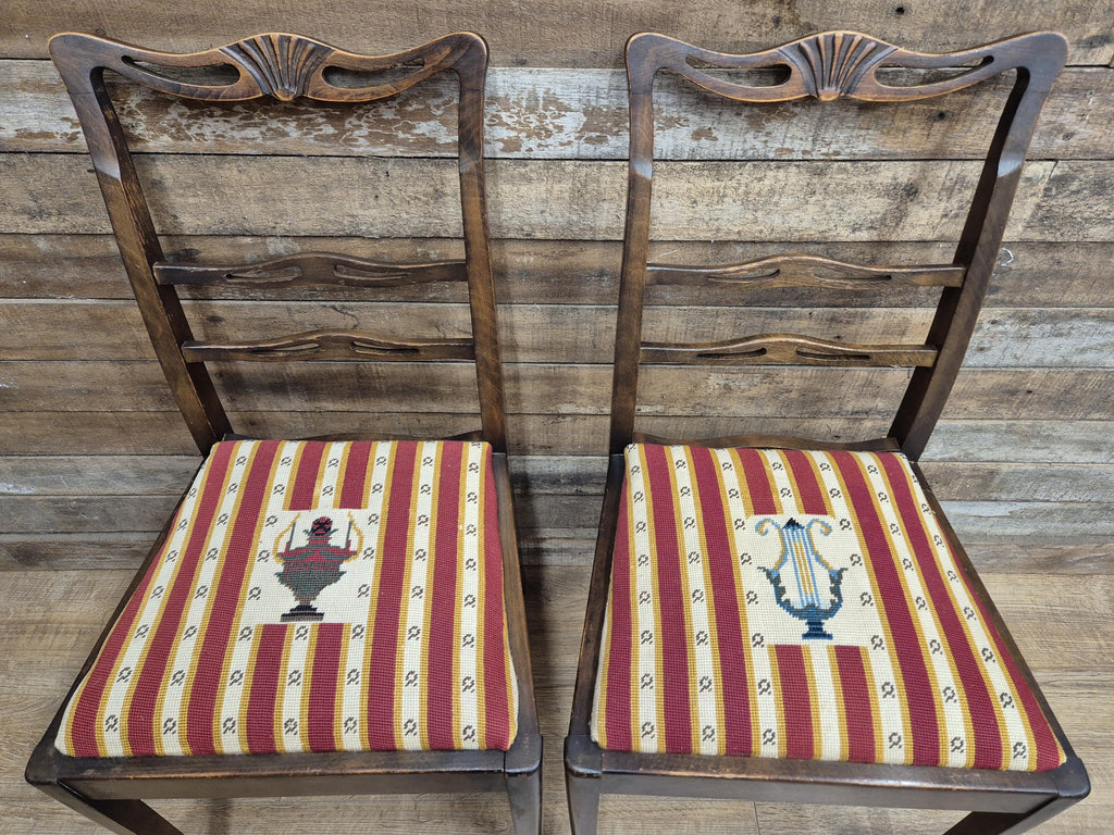 Four Vintage Ladder Back Wool Needlepoint Dining Chairs Pop Out Seat Pads