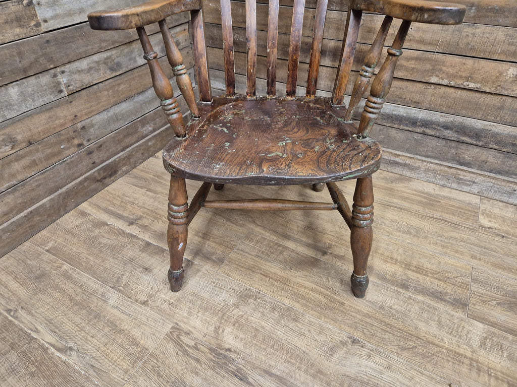 Antique Distressed Country House Lath Back Grandfather Oak And Elm Windsor Chair