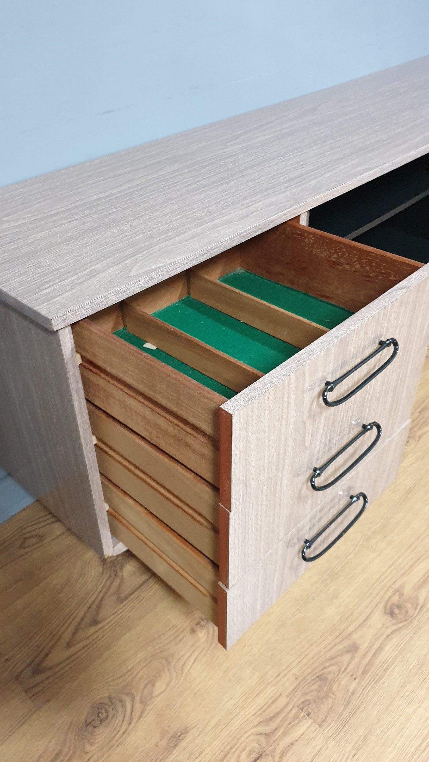 Mid Century Retro Formica Sideboard Long John Credenza Drinks Cabinet Pin Legs