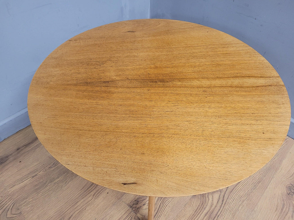Mid Century Circular Blonde Coffee Table On Tapered Legs Retro Chic