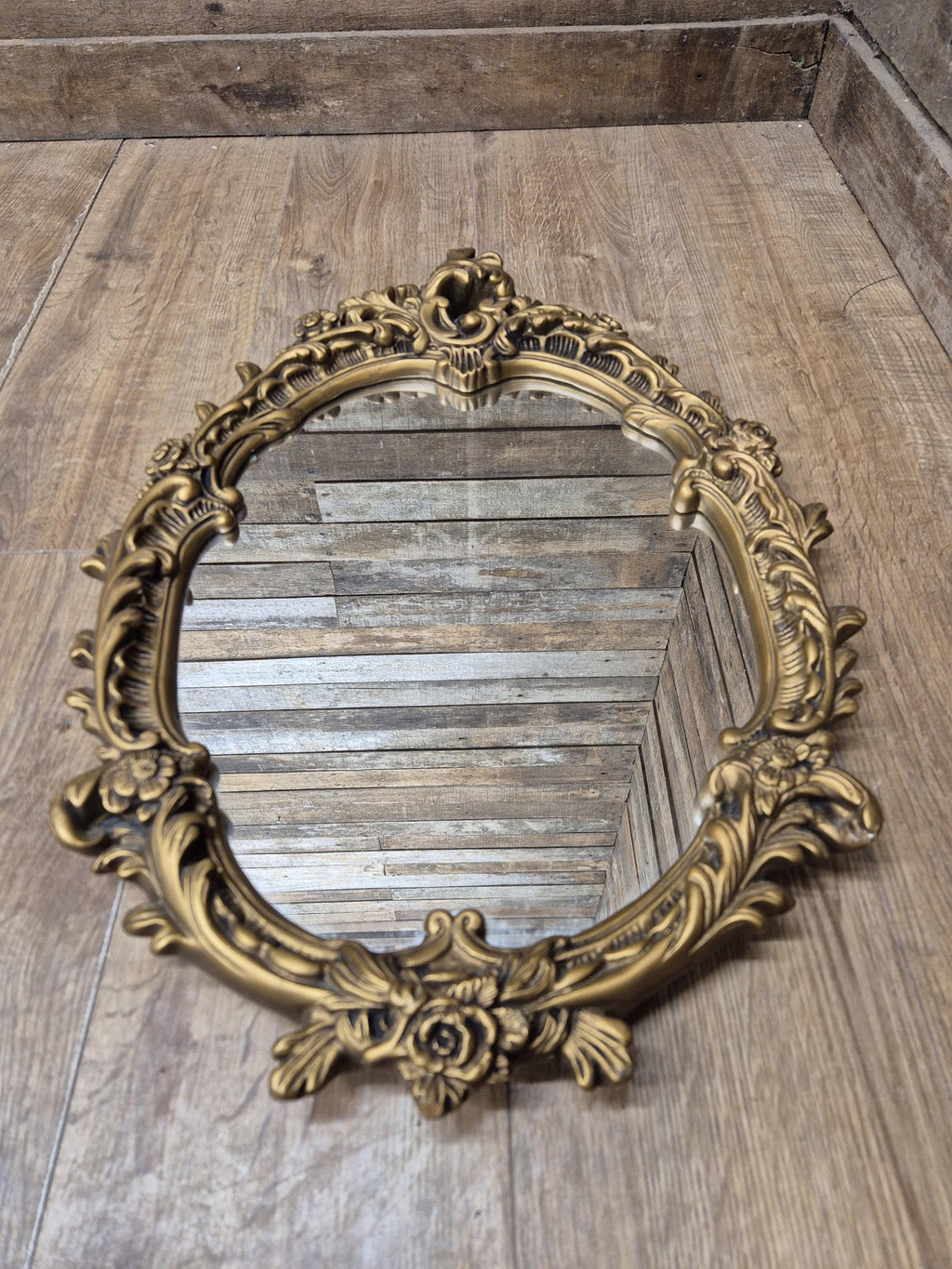 Vintage Plaster Rococo Gold Gilt Style Ornate Oval Mantle Wall Mirror