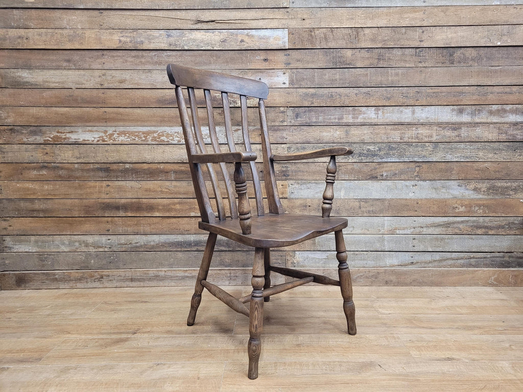 Country House Antique Distressed Lath Back Grandfather Oak And Elm Windsor Chair
