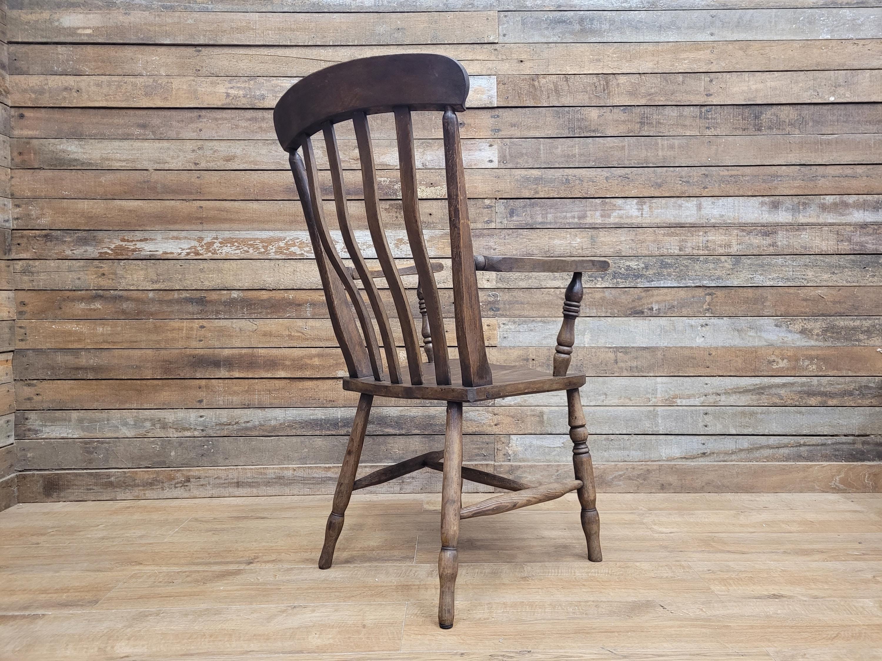 Country House Antique Distressed Lath Back Grandfather Oak And Elm Windsor Chair