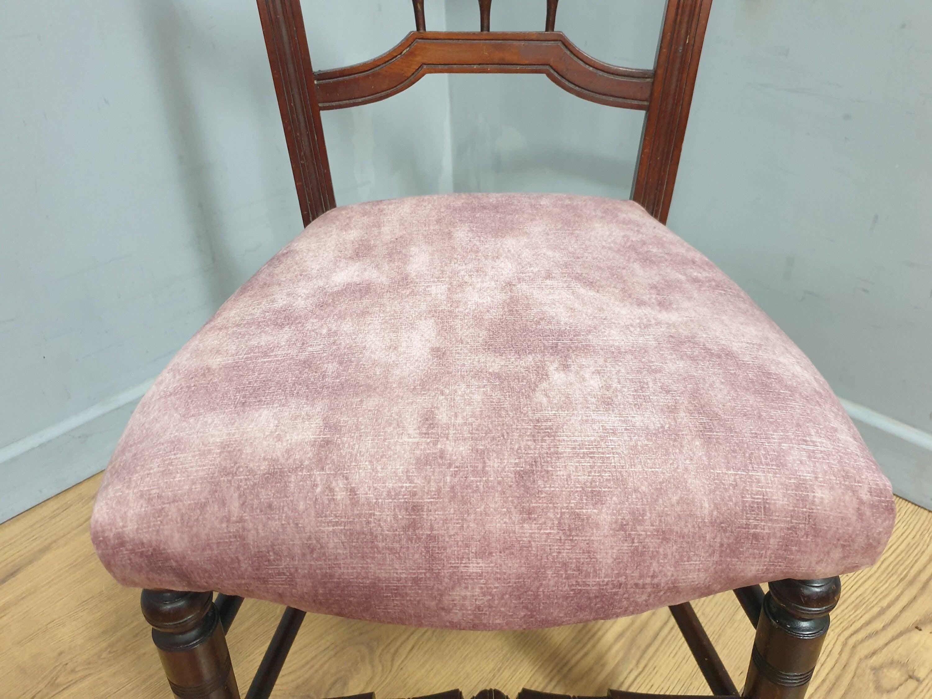 Vintage Antique Mahogany Ornate Spindle Back Turned Leg Bedroom Chair