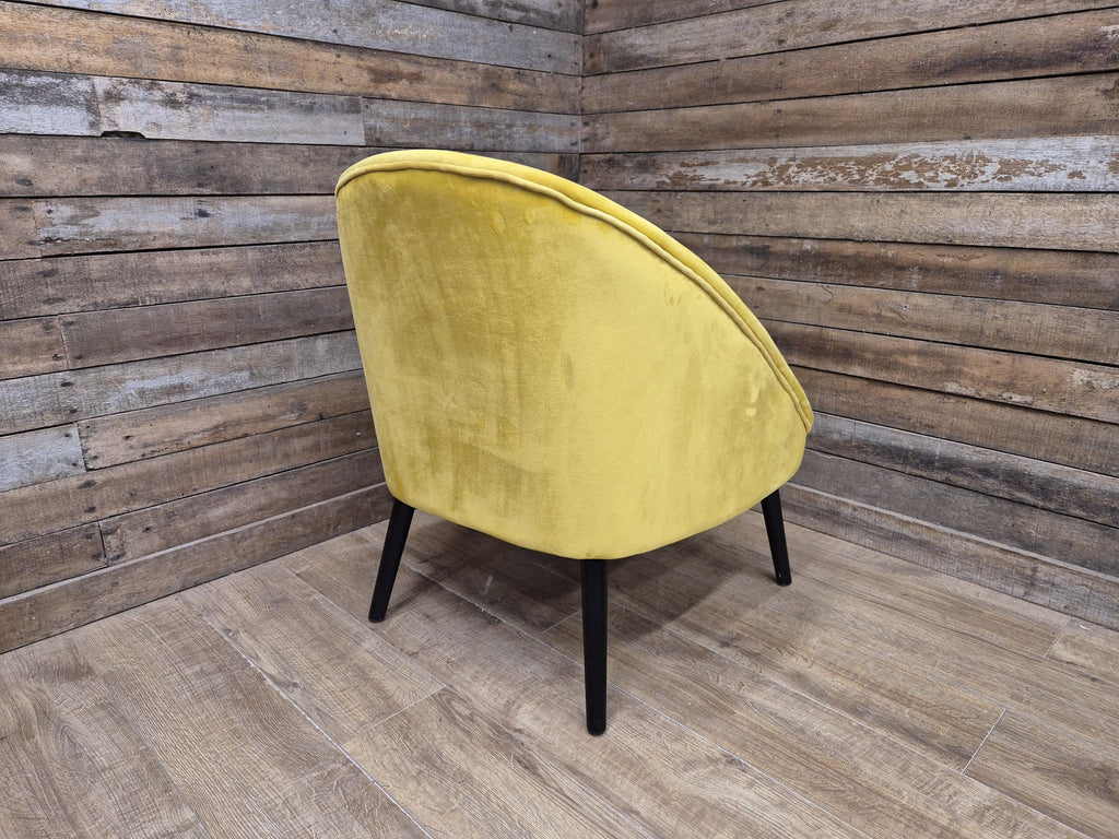 Retro Styled Mustard Yellow Velvet Accent Chair Mid Century Style Tub Armchair