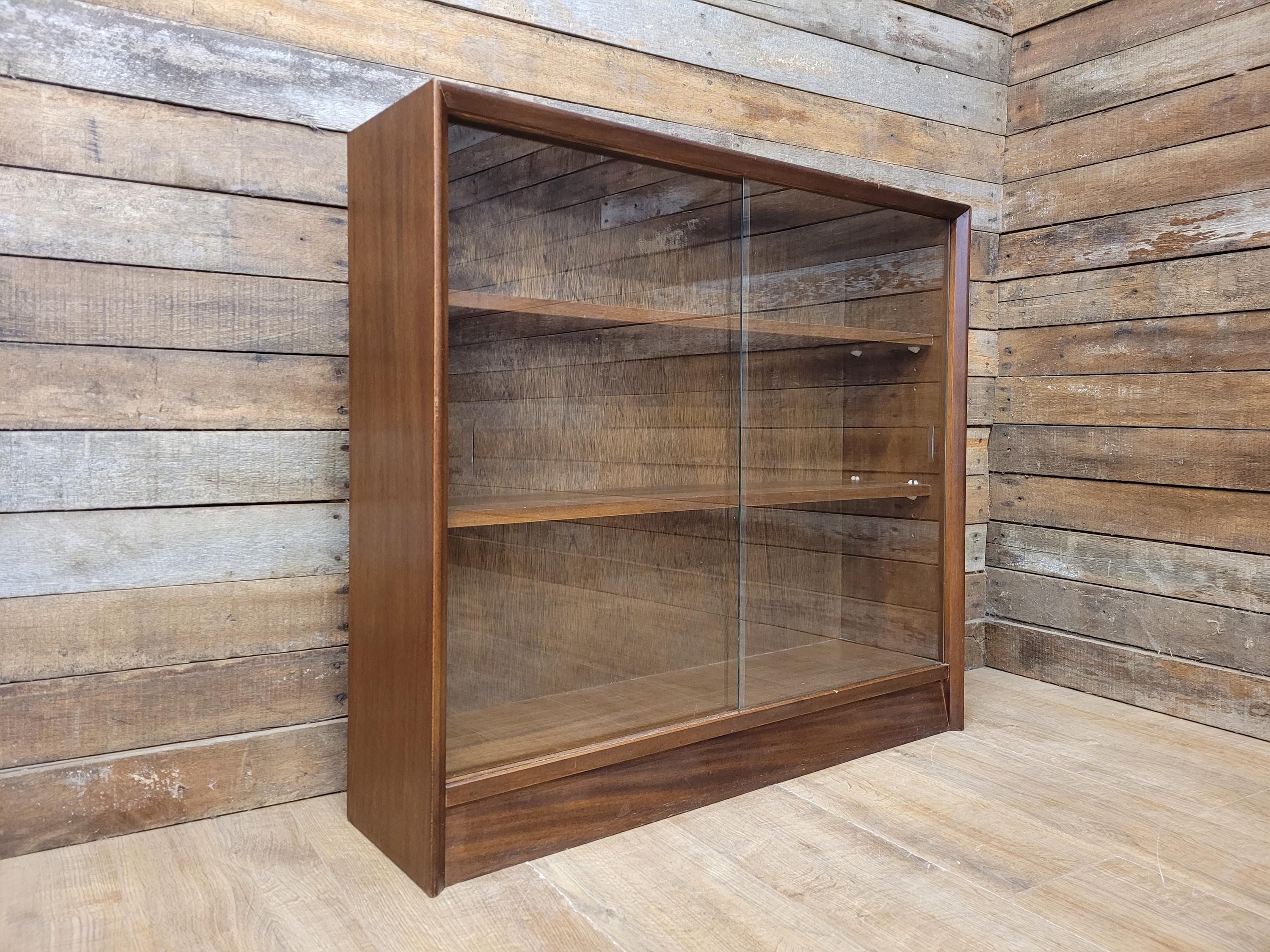 Herbert E Gibbs Vintage Glazed Sliding Door Bookcase Adjustable Shelves