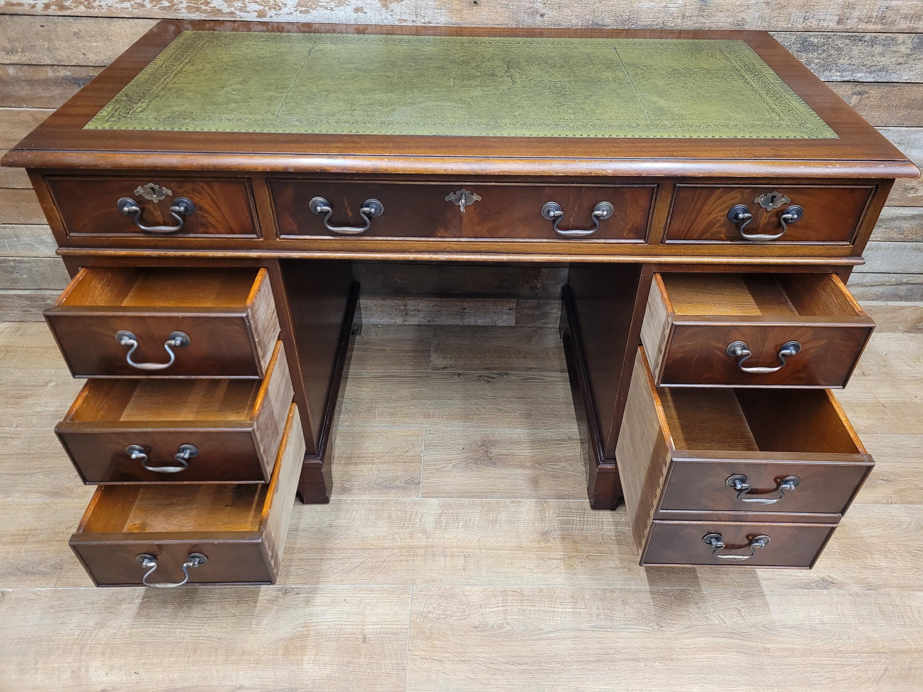 Mahogany Veneered Antique Style Pedestal Desk Green Leather Top Captains Desk