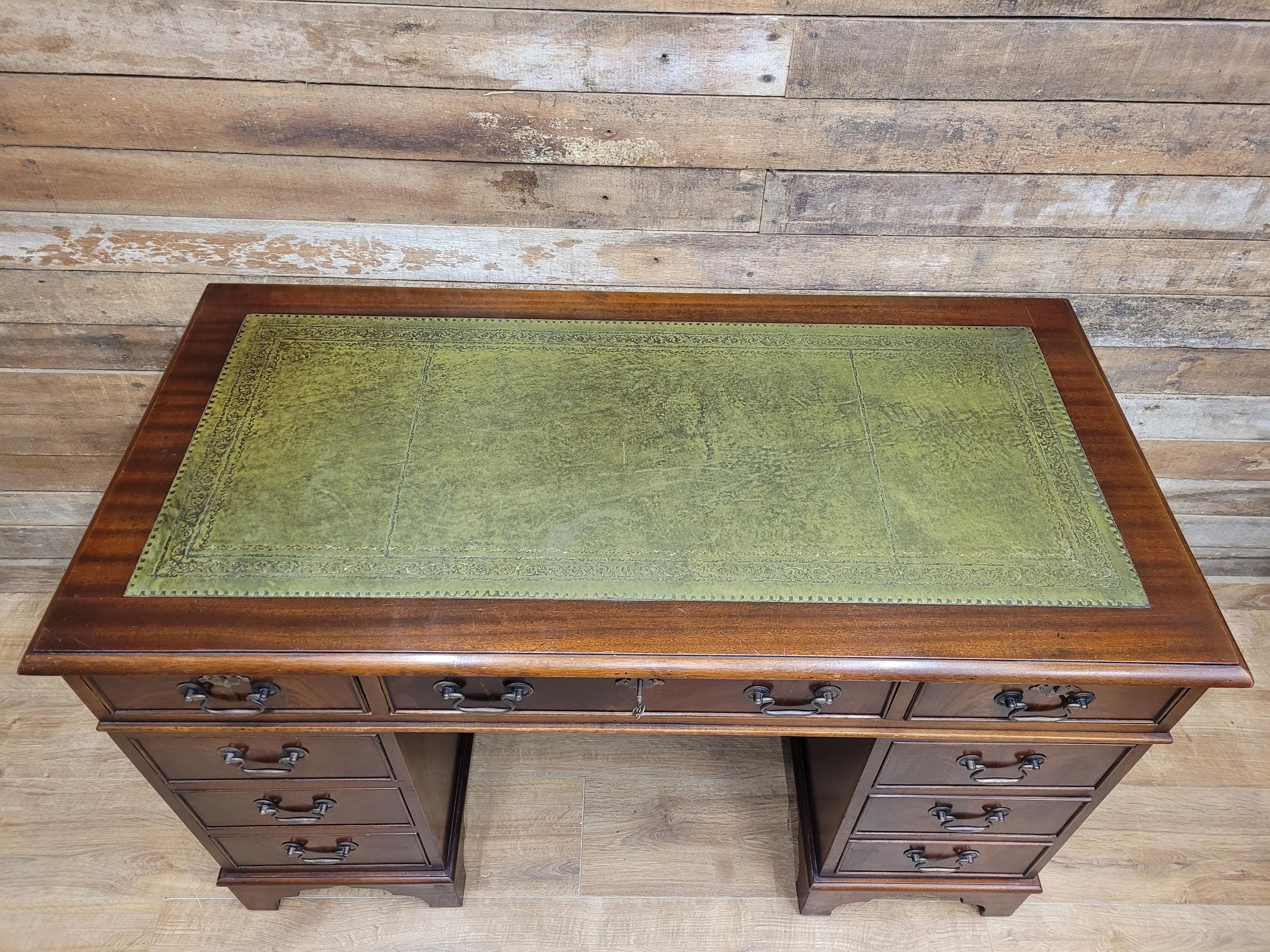 Mahogany Veneered Antique Style Pedestal Desk Green Leather Top Captains Desk