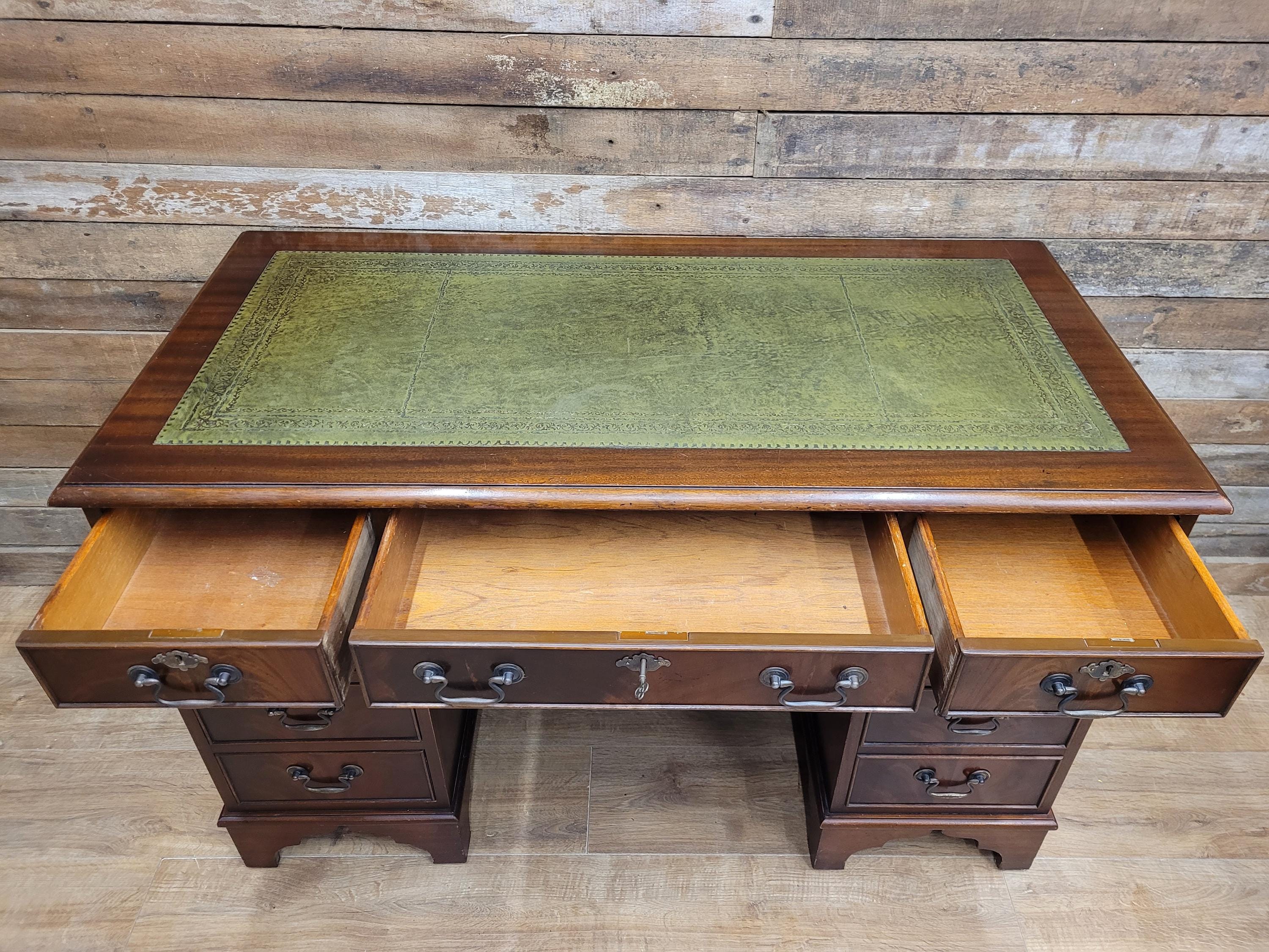 Mahogany Veneered Antique Style Pedestal Desk Green Leather Top Captains Desk