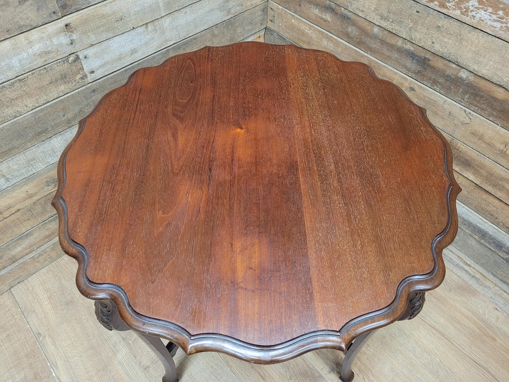 Vintage Mahogany Scalloped Edge Side Table Queen Anne Style Lamp Table Shelf