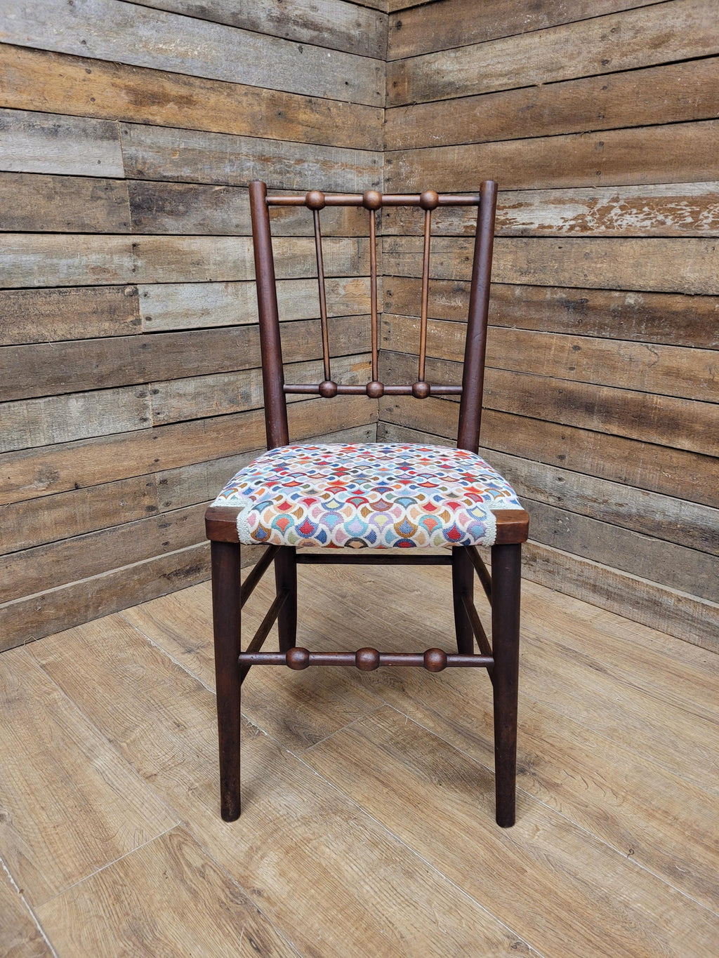 Vintage Bobbin Bedroom Hall Chair Spindle Back Turned Country House