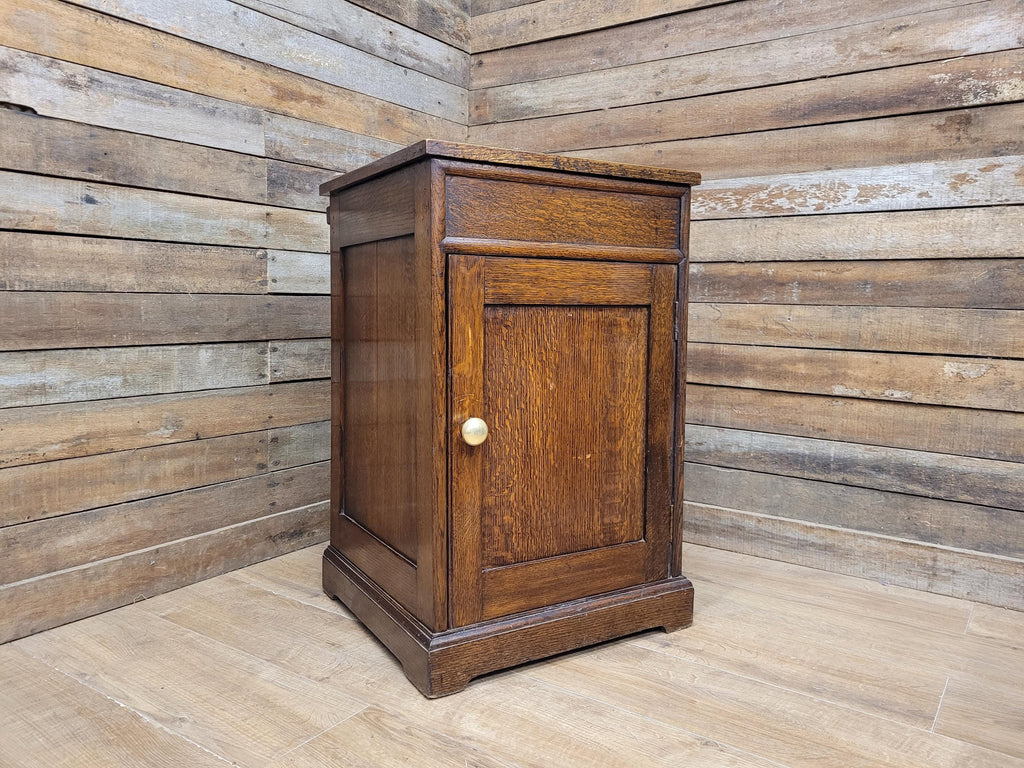 Vintage Oak Single Door Pot Cupboard Display Stand or Bedside Cabinet